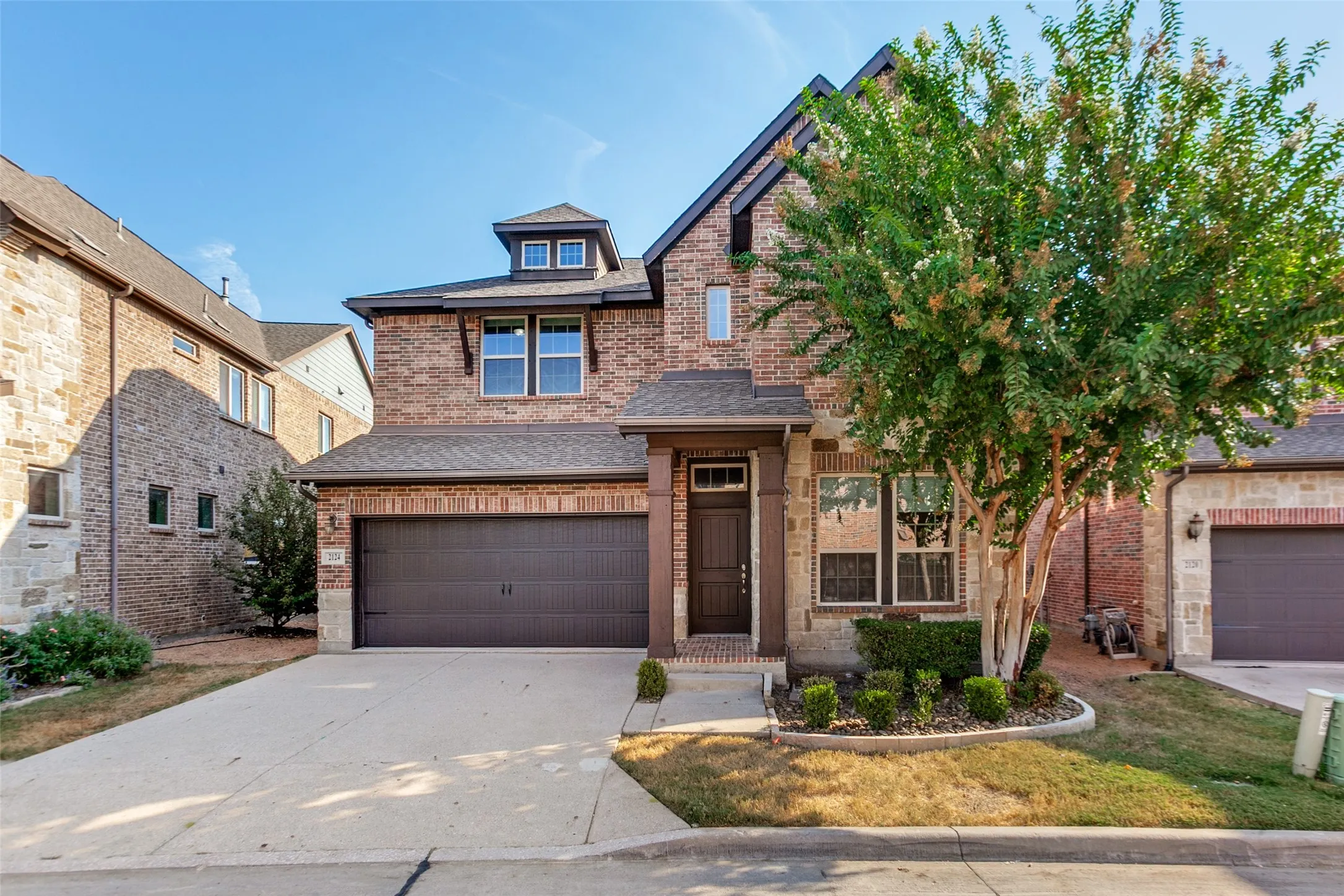Single Family Residence For Sale in Dallas County , 2124 Meridian Way, Richardson, Texas 75080, 4 Bedroom, 3 Bathroom, 3 Garage spaces, 2,896 Sqft, built in 2013, mls#21388280, Real Estate Agent in Richardson, Homes For Sale in Dallas county, Homes For Sale in Richardson, Realtor in Richardson Texas, Real Estate Brokerage Independent Realty Texas, Luminita Cordes Realtor