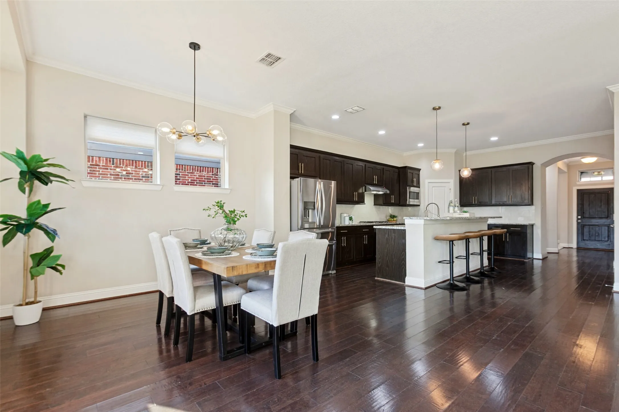 Single Family Residence For Sale in Dallas County , 2124 Meridian Way, Richardson, Texas 75080, 4 Bedroom, 3 Bathroom, 3 Garage spaces, 2,896 Sqft, built in 2013, mls#21388280, Real Estate Agent in Richardson, Homes For Sale in Dallas county, Homes For Sale in Richardson, Realtor in Richardson Texas, Real Estate Brokerage Independent Realty Texas, Luminita Cordes Realtor
