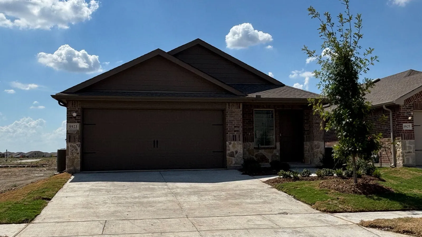 Single Family Residence For Sale in Kaufman County , 5923 Bobbie Jo Lane, Crandall, Texas 75114, 3 Bedroom, 2 Bathroom, 2 Garage spaces, 1,582 Sqft, built in 2026, mls#21394171, Real Estate Agent in Crandall, Homes For Sale in Kaufman county, Homes For Sale in Crandall, Realtor in Crandall Texas, Real Estate Brokerage Independent Realty Texas, Luminita Cordes Realtor