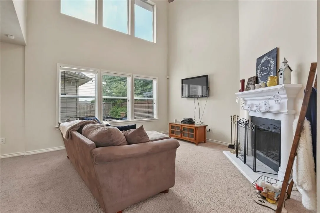 Single Family Residence For Rent in Denton County , 234 Pecos Trail, Cross Roads, Texas 76227, 3 Bedroom, 3 Bathroom, 2 Garage spaces, 1,804 Sqft, built in 2006, mls#21391773, Real Estate Agent in Cross Roads, Homes For Rent in Denton county, Homes For Rent in Cross Roads, Realtor in Cross Roads Texas, Real Estate Brokerage Independent Realty Texas, Luminita Cordes Realtor