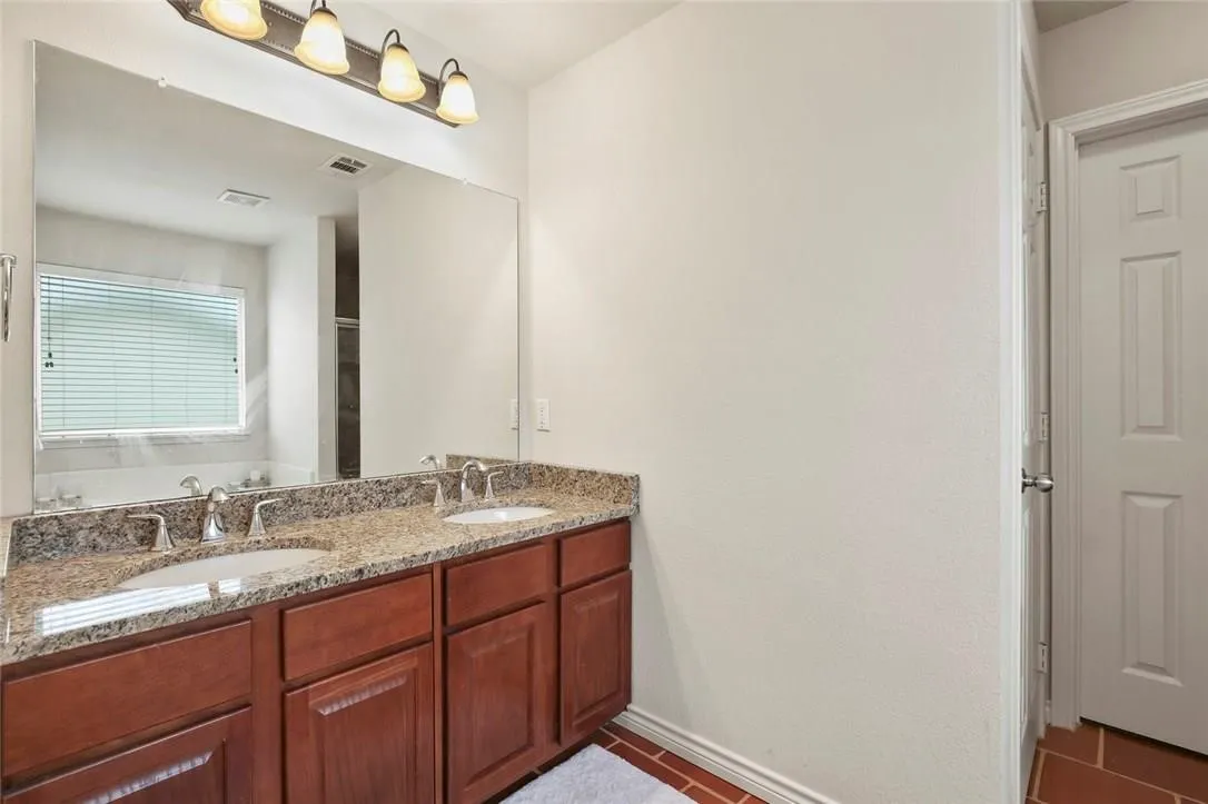 Single Family Residence For Rent in Denton County , 234 Pecos Trail, Cross Roads, Texas 76227, 3 Bedroom, 3 Bathroom, 2 Garage spaces, 1,804 Sqft, built in 2006, mls#21391773, Real Estate Agent in Cross Roads, Homes For Rent in Denton county, Homes For Rent in Cross Roads, Realtor in Cross Roads Texas, Real Estate Brokerage Independent Realty Texas, Luminita Cordes Realtor