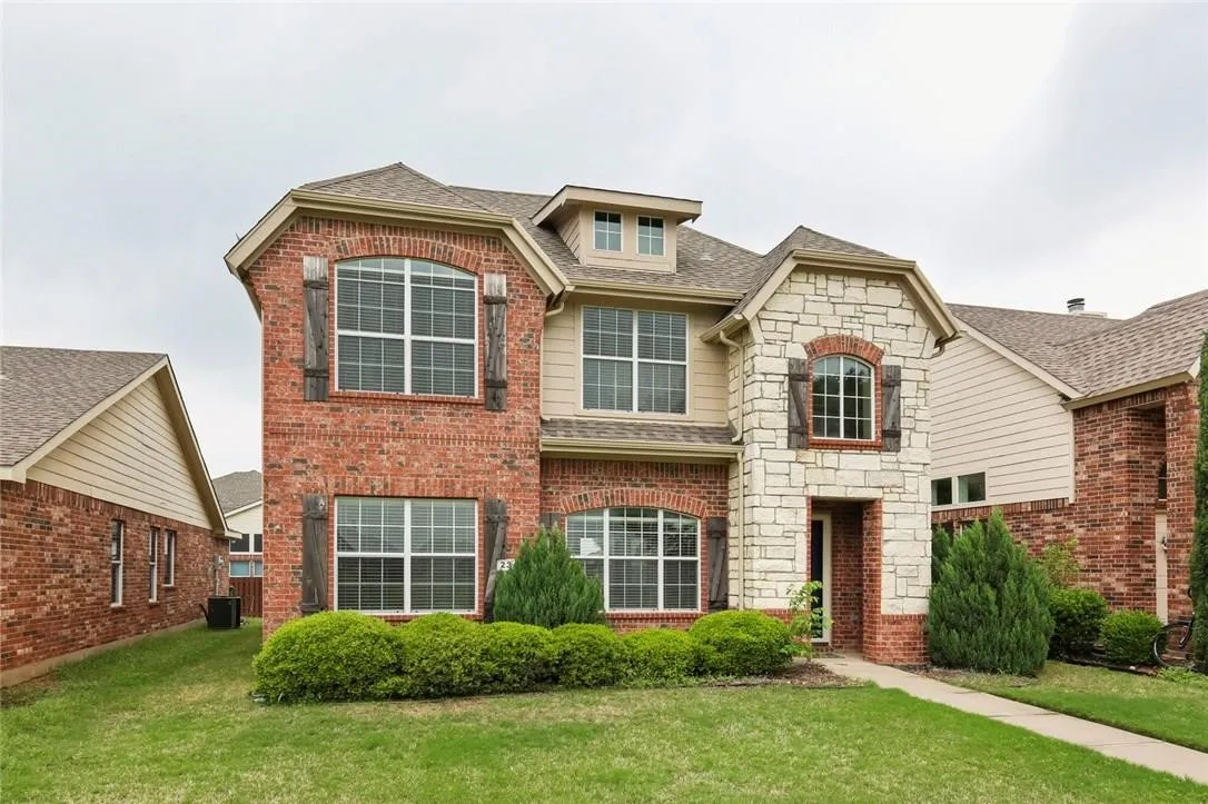 Single Family Residence For Rent in Denton County , 234 Pecos Trail, Cross Roads, Texas 76227, 3 Bedroom, 3 Bathroom, 2 Garage spaces, 1,804 Sqft, built in 2006, mls#21391773, Real Estate Agent in Cross Roads, Homes For Rent in Denton county, Homes For Rent in Cross Roads, Realtor in Cross Roads Texas, Real Estate Brokerage Independent Realty Texas, Luminita Cordes Realtor