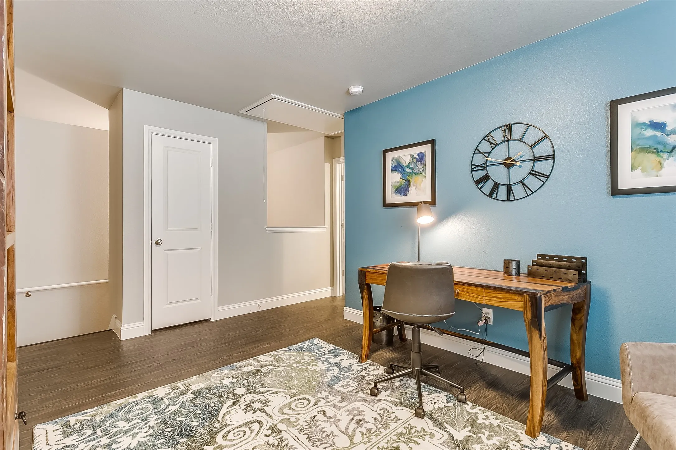 Duplex For Rent in Denton County , 3817 Huntington Drive, Denton, Texas 76209, 3 Bedroom, 3 Bathroom, 1 Garage spaces, 1,712 Sqft, built in 2020, mls#21390774, Real Estate Agent in Denton, Homes For Rent in Denton county, Homes For Rent in Denton, Realtor in Denton Texas, Real Estate Brokerage Independent Realty Texas, Luminita Cordes Realtor