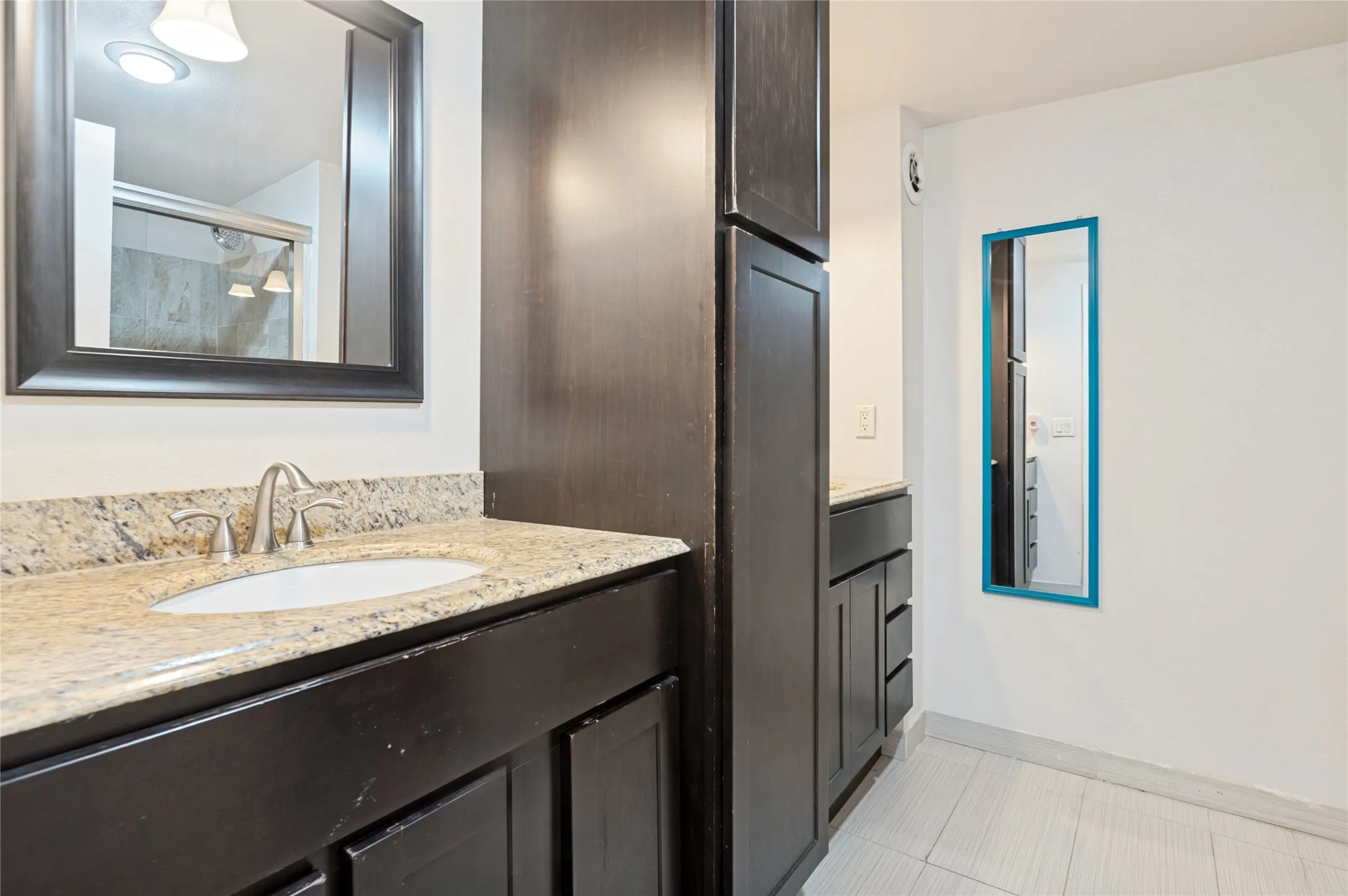 Single Family Residence For Sale in Dallas County , 1301 Hillsdale Drive, Richardson, Texas 75081, 4 Bedroom, 4 Bathroom, 2 Garage spaces, 2,311 Sqft, built in 1971, mls#21394152, Real Estate Agent in Richardson, Homes For Sale in Dallas county, Homes For Sale in Richardson, Realtor in Richardson Texas, Real Estate Brokerage Independent Realty Texas, Luminita Cordes Realtor