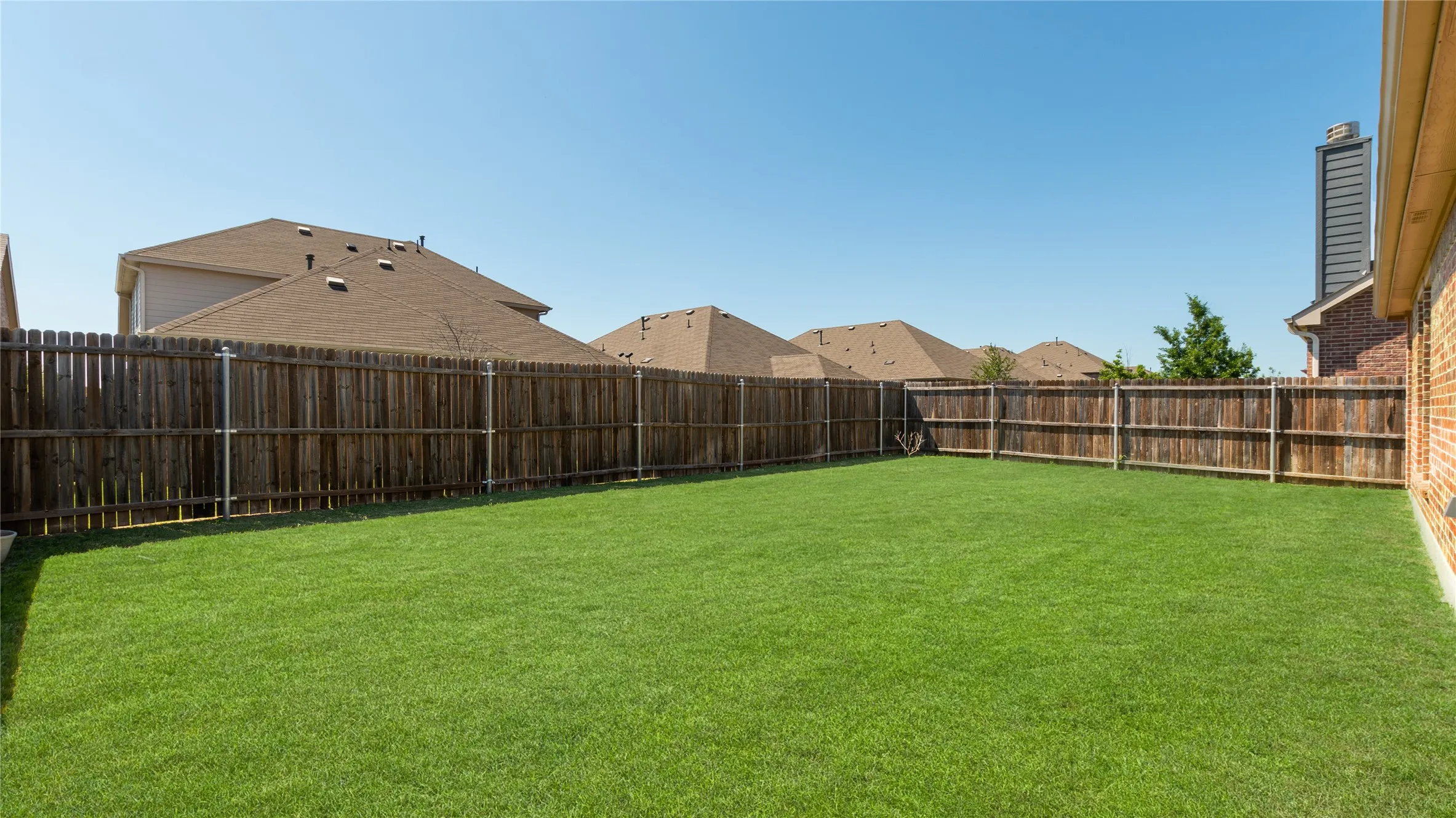 Single Family Residence For Rent in Denton County , 3816 Fordham Street, Frisco, Texas 75036, 3 Bedroom, 2 Bathroom, 2 Garage spaces, 1,768 Sqft, built in 2015, mls#21385843, Real Estate Agent in Frisco, Homes For Rent in Denton county, Homes For Rent in Frisco, Realtor in Frisco Texas, Real Estate Brokerage Independent Realty Texas, Luminita Cordes Realtor