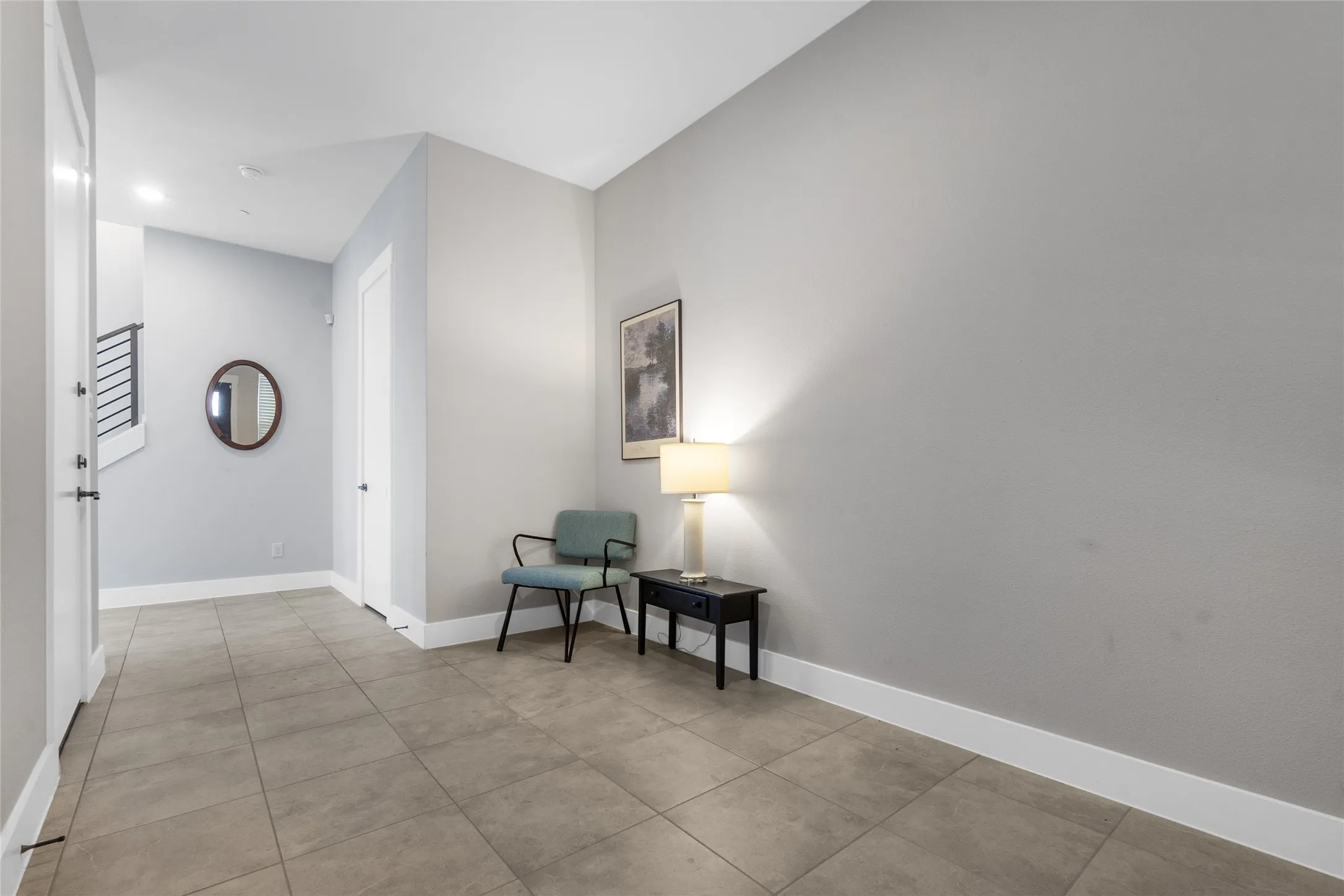 Townhouse For Rent in Dallas County , 621 N Tyler Street 202, Dallas, Texas 75208, 2 Bedroom, 3 Bathroom, 2 Garage spaces, 2,163 Sqft, built in 2020, mls#21391156, Real Estate Agent in Dallas, Homes For Rent in Dallas county, Homes For Rent in Dallas, Realtor in Dallas Texas, Real Estate Brokerage Independent Realty Texas, Luminita Cordes Realtor