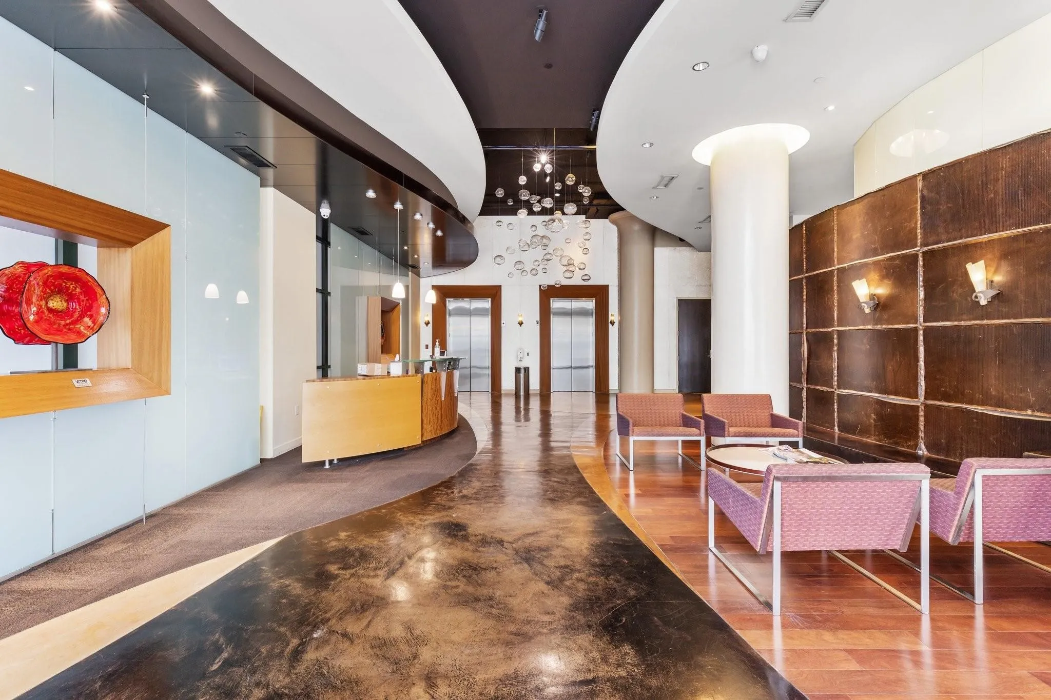 Condominium For Sale in Tarrant County , 2600 W 7th Street 2540, Fort Worth, Texas 76107, 2 Bedroom, 3 Bathroom, 2 Garage spaces, 1,654 Sqft, built in 1928, mls#21390773, Real Estate Agent in Fort Worth, Homes For Sale in Tarrant county, Homes For Sale in Fort Worth, Realtor in Fort Worth Texas, Real Estate Brokerage Independent Realty Texas, Luminita Cordes Realtor