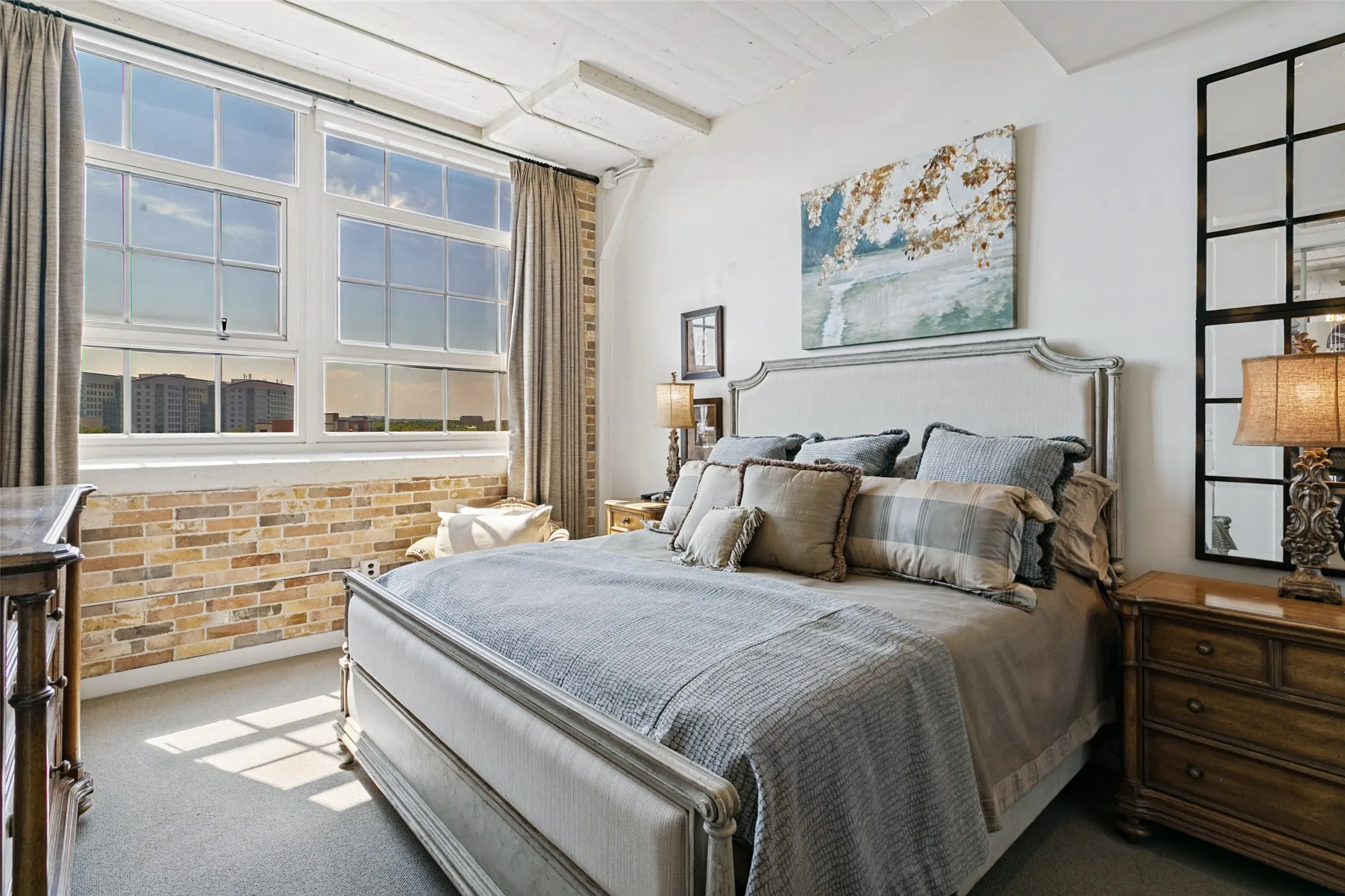 Condominium For Sale in Tarrant County , 2600 W 7th Street 2540, Fort Worth, Texas 76107, 2 Bedroom, 3 Bathroom, 2 Garage spaces, 1,654 Sqft, built in 1928, mls#21390773, Real Estate Agent in Fort Worth, Homes For Sale in Tarrant county, Homes For Sale in Fort Worth, Realtor in Fort Worth Texas, Real Estate Brokerage Independent Realty Texas, Luminita Cordes Realtor