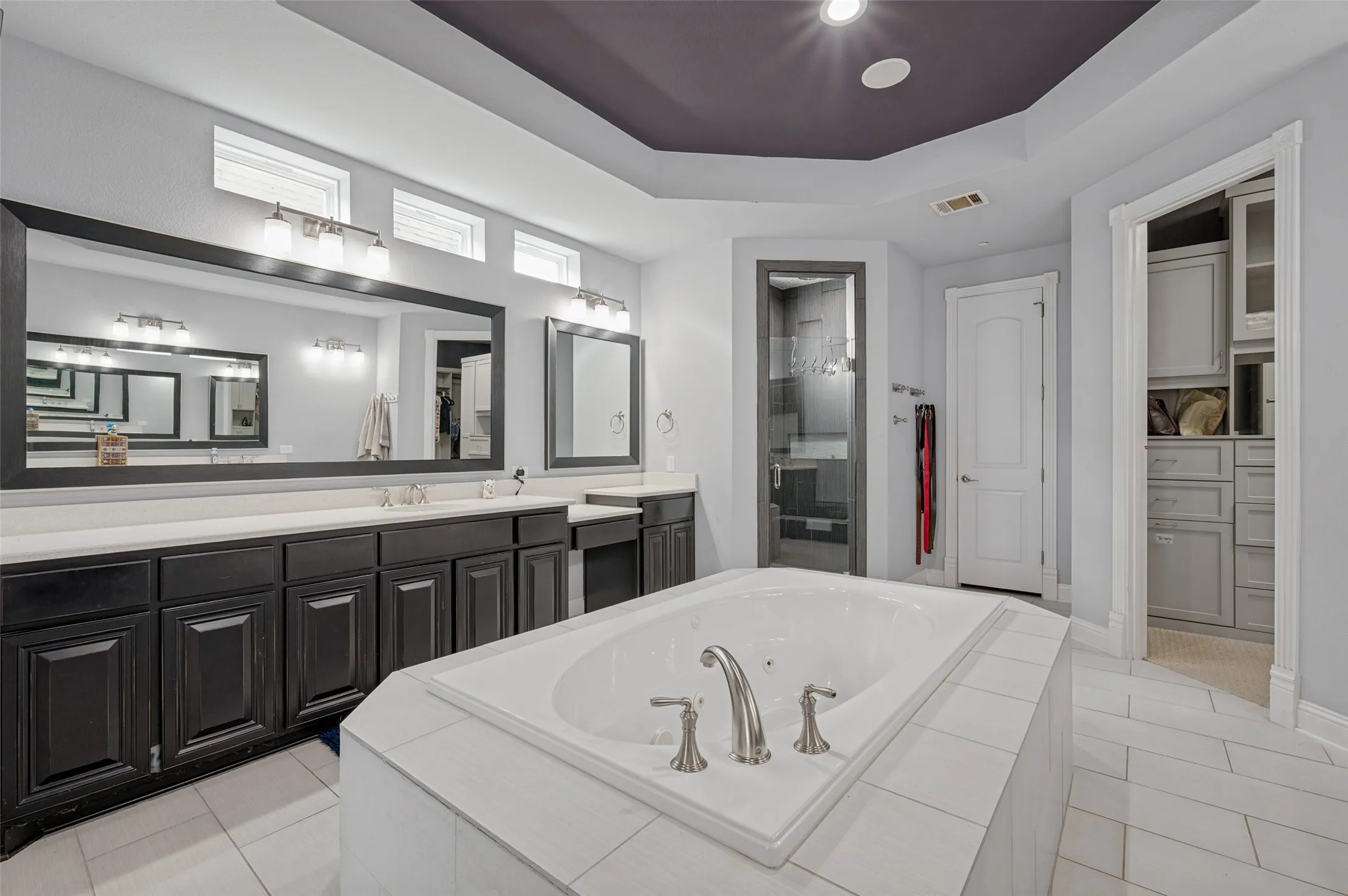 Single Family Residence For Sale in Collin County , 11854 Verona Court, Frisco, Texas 75035, 5 Bedroom, 5 Bathroom, 6 Garage spaces, 6,188 Sqft, built in 2013, mls#21393789, Real Estate Agent in Frisco, Homes For Sale in Collin county, Homes For Sale in Frisco, Realtor in Frisco Texas, Real Estate Brokerage Independent Realty Texas, Luminita Cordes Realtor