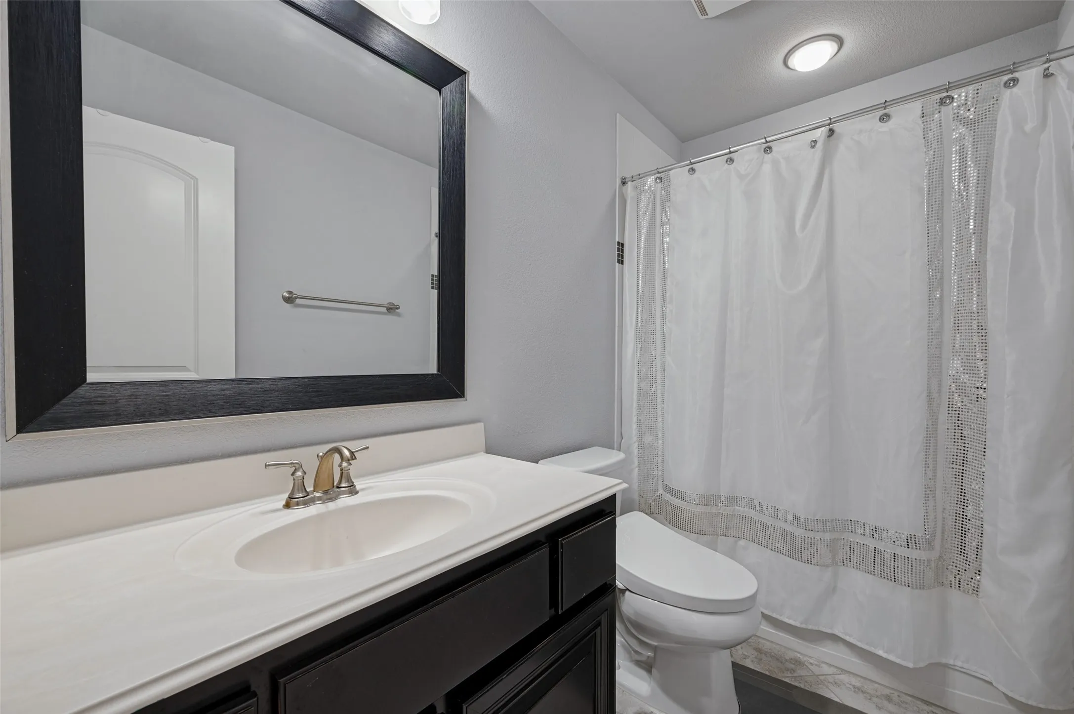 Single Family Residence For Sale in Collin County , 11854 Verona Court, Frisco, Texas 75035, 5 Bedroom, 5 Bathroom, 6 Garage spaces, 6,188 Sqft, built in 2013, mls#21393789, Real Estate Agent in Frisco, Homes For Sale in Collin county, Homes For Sale in Frisco, Realtor in Frisco Texas, Real Estate Brokerage Independent Realty Texas, Luminita Cordes Realtor