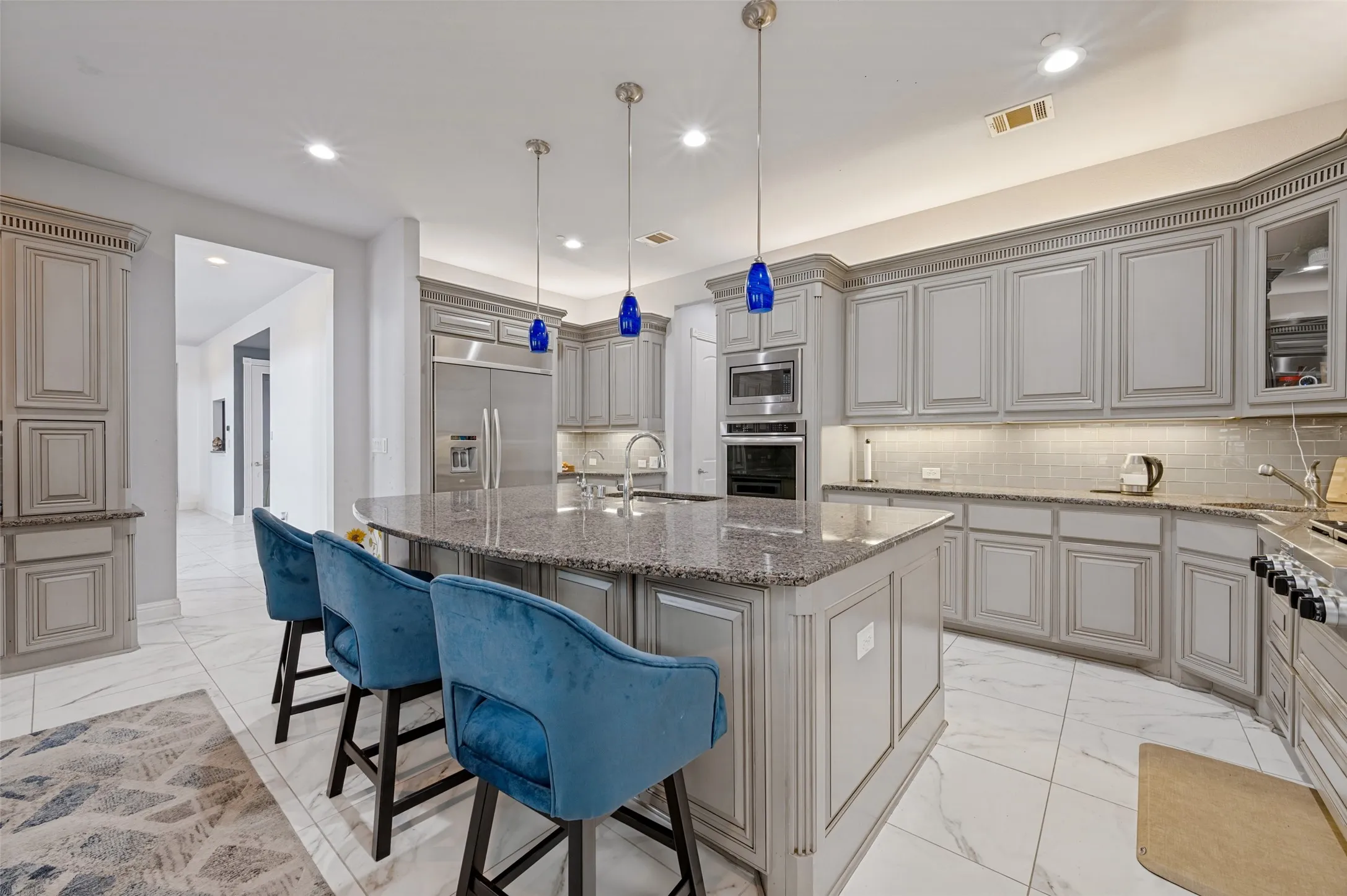 Single Family Residence For Sale in Collin County , 11854 Verona Court, Frisco, Texas 75035, 5 Bedroom, 5 Bathroom, 6 Garage spaces, 6,188 Sqft, built in 2013, mls#21393789, Real Estate Agent in Frisco, Homes For Sale in Collin county, Homes For Sale in Frisco, Realtor in Frisco Texas, Real Estate Brokerage Independent Realty Texas, Luminita Cordes Realtor