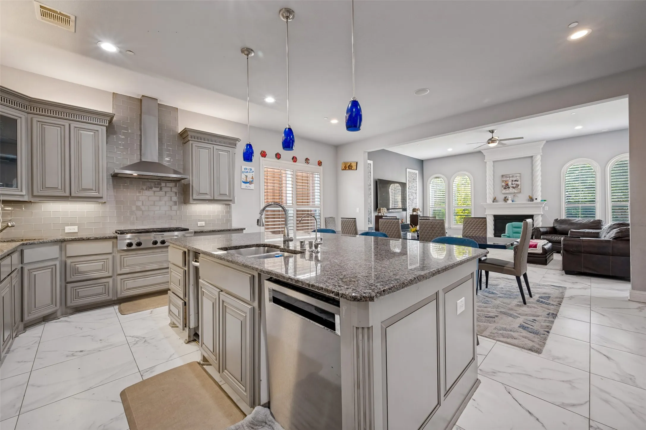 Single Family Residence For Sale in Collin County , 11854 Verona Court, Frisco, Texas 75035, 5 Bedroom, 5 Bathroom, 6 Garage spaces, 6,188 Sqft, built in 2013, mls#21393789, Real Estate Agent in Frisco, Homes For Sale in Collin county, Homes For Sale in Frisco, Realtor in Frisco Texas, Real Estate Brokerage Independent Realty Texas, Luminita Cordes Realtor