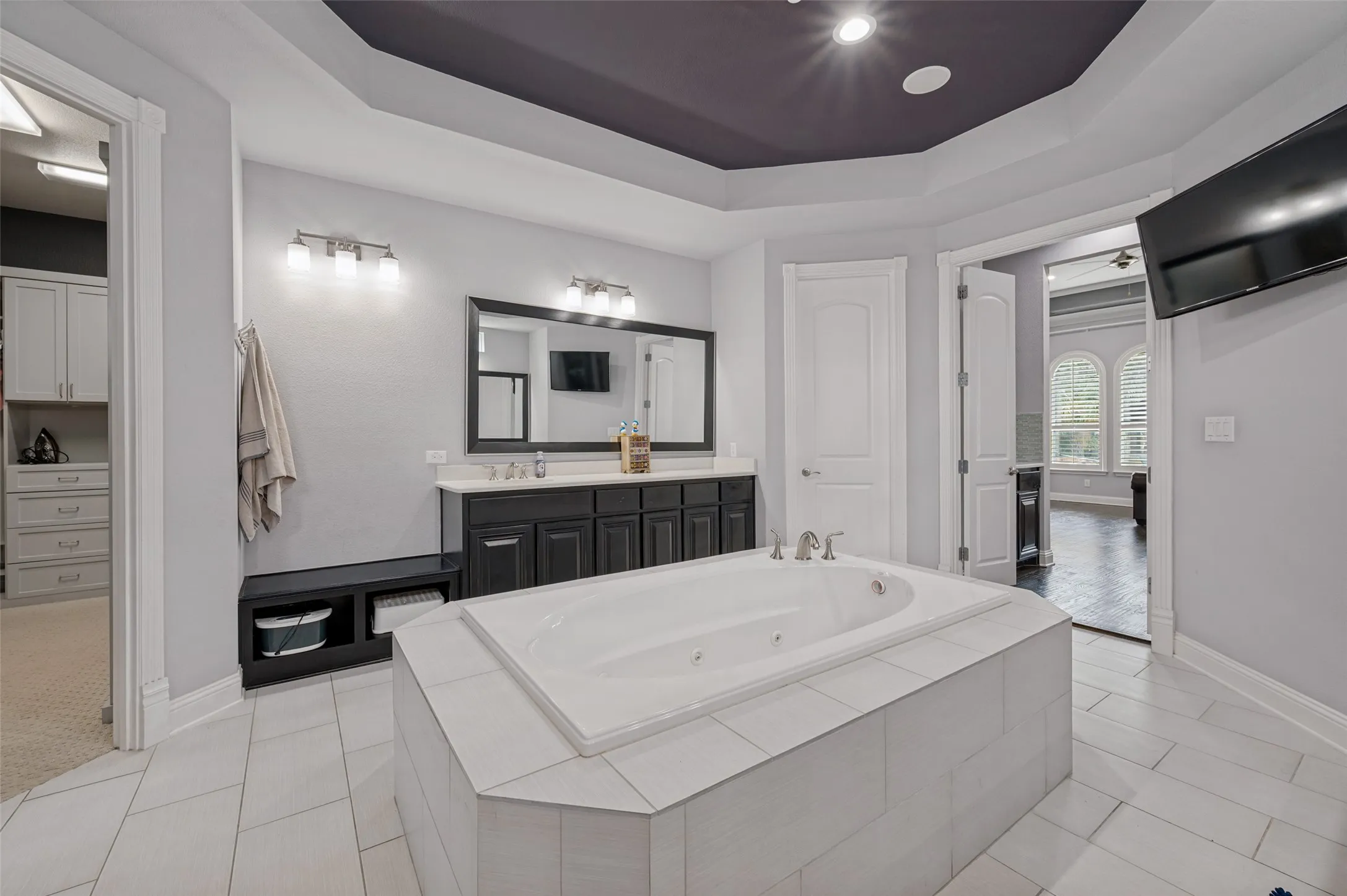 Single Family Residence For Sale in Collin County , 11854 Verona Court, Frisco, Texas 75035, 5 Bedroom, 5 Bathroom, 6 Garage spaces, 6,188 Sqft, built in 2013, mls#21393789, Real Estate Agent in Frisco, Homes For Sale in Collin county, Homes For Sale in Frisco, Realtor in Frisco Texas, Real Estate Brokerage Independent Realty Texas, Luminita Cordes Realtor
