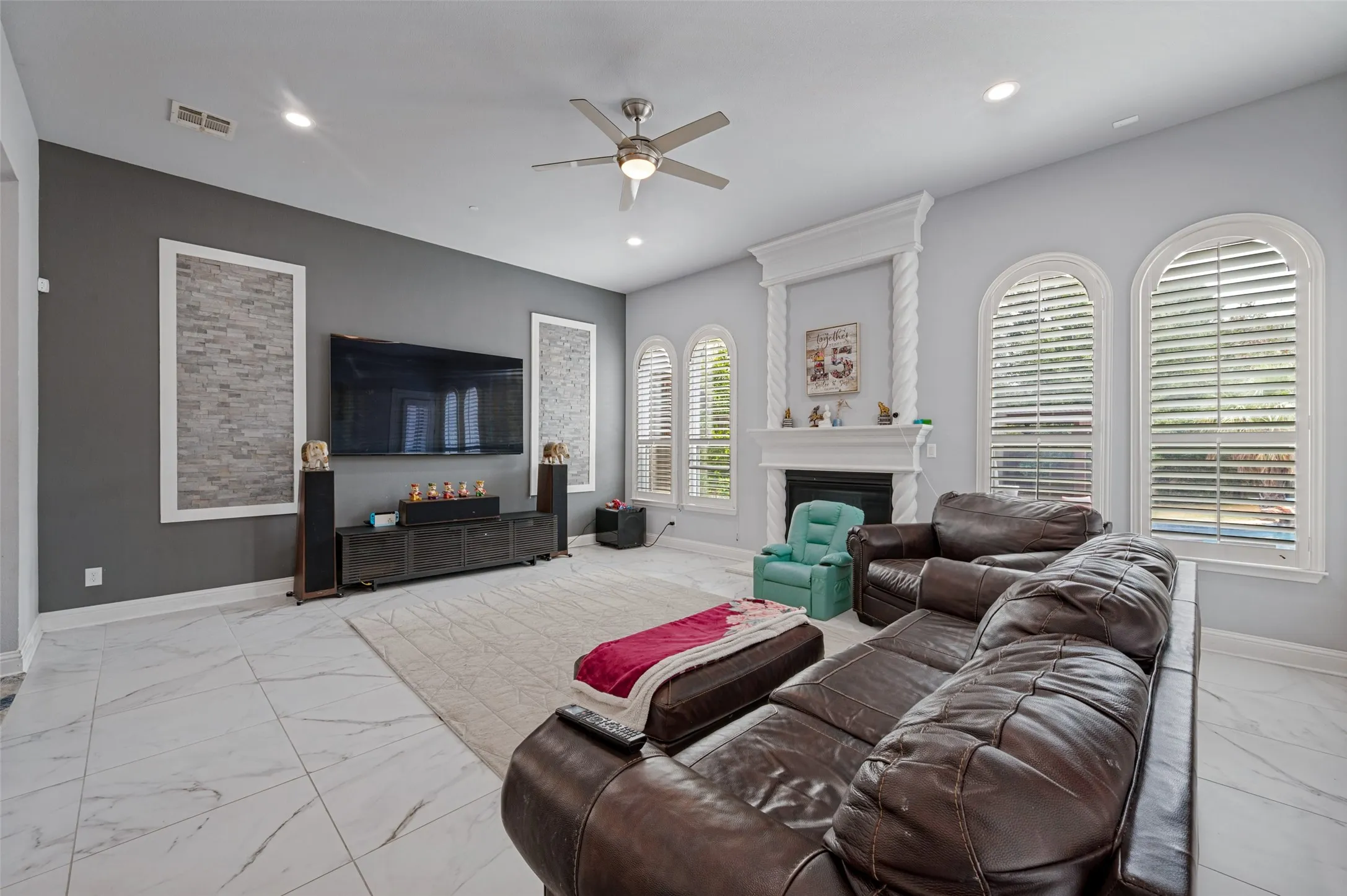 Single Family Residence For Sale in Collin County , 11854 Verona Court, Frisco, Texas 75035, 5 Bedroom, 5 Bathroom, 6 Garage spaces, 6,188 Sqft, built in 2013, mls#21393789, Real Estate Agent in Frisco, Homes For Sale in Collin county, Homes For Sale in Frisco, Realtor in Frisco Texas, Real Estate Brokerage Independent Realty Texas, Luminita Cordes Realtor