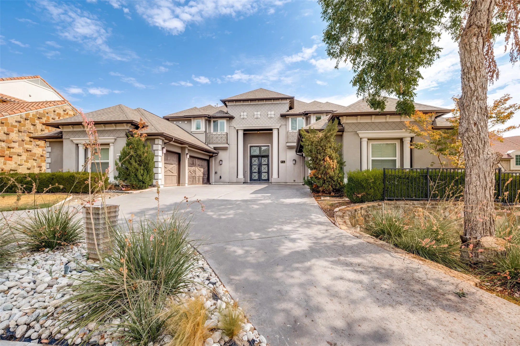 Single Family Residence For Sale in Collin County , 11854 Verona Court, Frisco, Texas 75035, 5 Bedroom, 5 Bathroom, 6 Garage spaces, 6,188 Sqft, built in 2013, mls#21393789, Real Estate Agent in Frisco, Homes For Sale in Collin county, Homes For Sale in Frisco, Realtor in Frisco Texas, Real Estate Brokerage Independent Realty Texas, Luminita Cordes Realtor