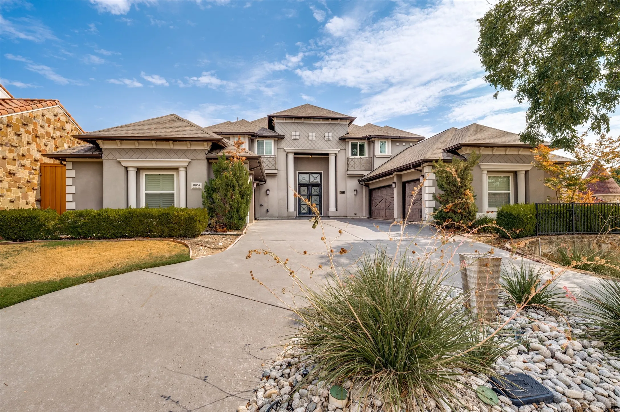 Single Family Residence For Sale in Collin County , 11854 Verona Court, Frisco, Texas 75035, 5 Bedroom, 5 Bathroom, 6 Garage spaces, 6,188 Sqft, built in 2013, mls#21393789, Real Estate Agent in Frisco, Homes For Sale in Collin county, Homes For Sale in Frisco, Realtor in Frisco Texas, Real Estate Brokerage Independent Realty Texas, Luminita Cordes Realtor