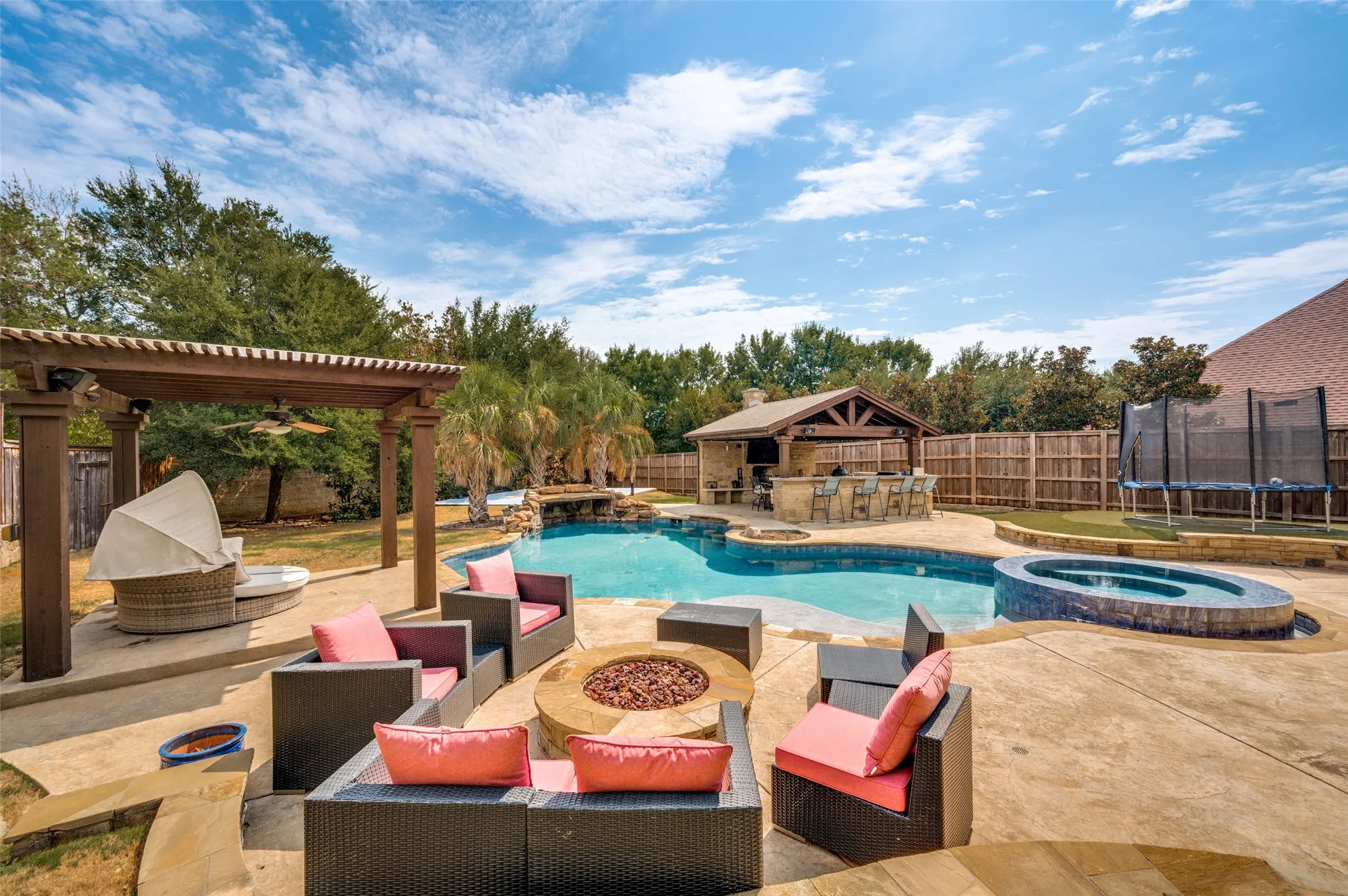 Single Family Residence For Sale in Collin County , 11854 Verona Court, Frisco, Texas 75035, 5 Bedroom, 5 Bathroom, 6 Garage spaces, 6,188 Sqft, built in 2013, mls#21393789, Real Estate Agent in Frisco, Homes For Sale in Collin county, Homes For Sale in Frisco, Realtor in Frisco Texas, Real Estate Brokerage Independent Realty Texas, Luminita Cordes Realtor