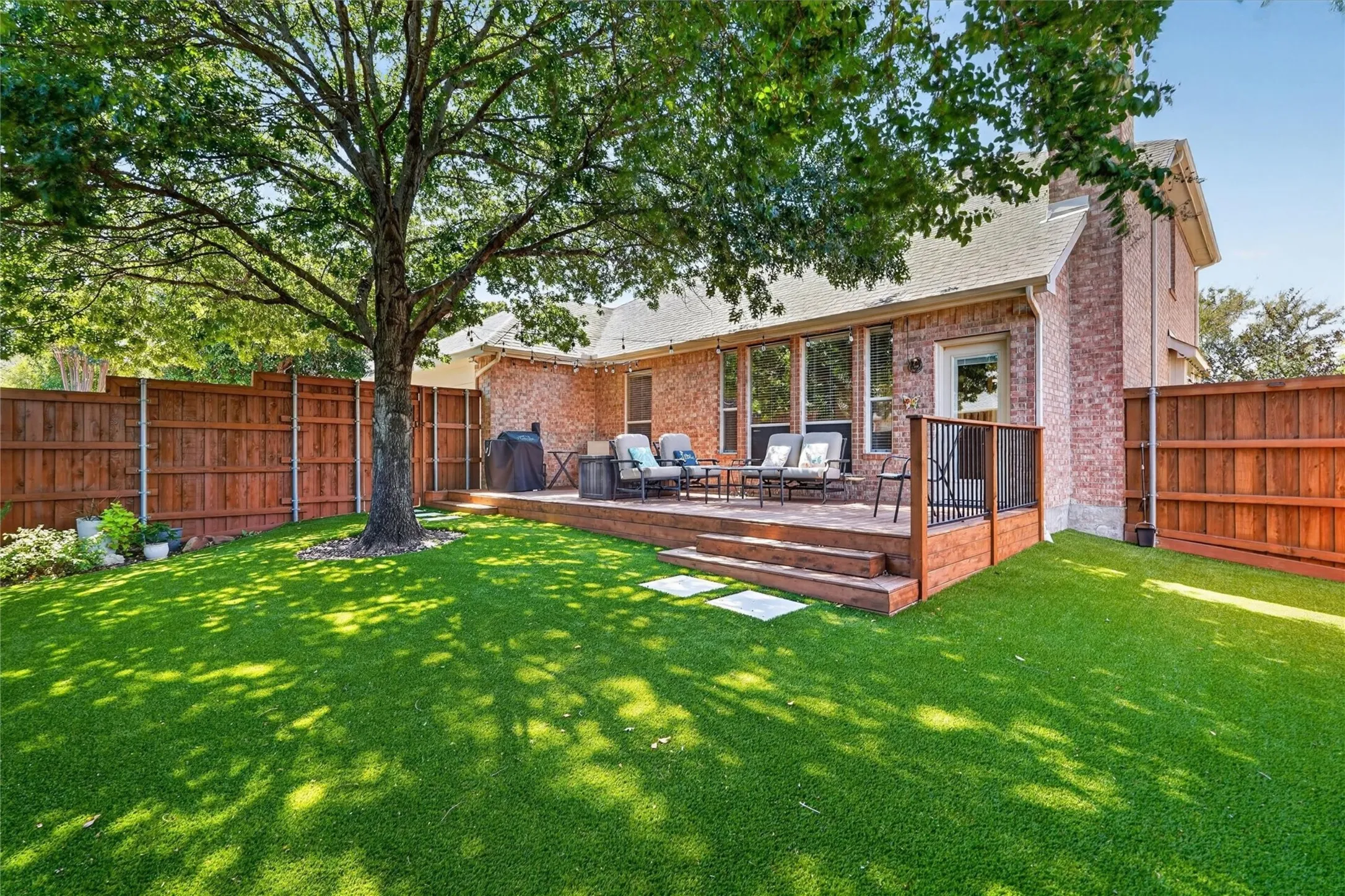 Single Family Residence For Sale in Collin County , 3636 Bent Ridge Drive, Plano, Texas 75074, 3 Bedroom, 3 Bathroom, 2 Garage spaces, 2,920 Sqft, built in 1998, mls#21393032, Real Estate Agent in Plano, Homes For Sale in Collin county, Homes For Sale in Plano, Realtor in Plano Texas, Real Estate Brokerage Independent Realty Texas, Luminita Cordes Realtor
