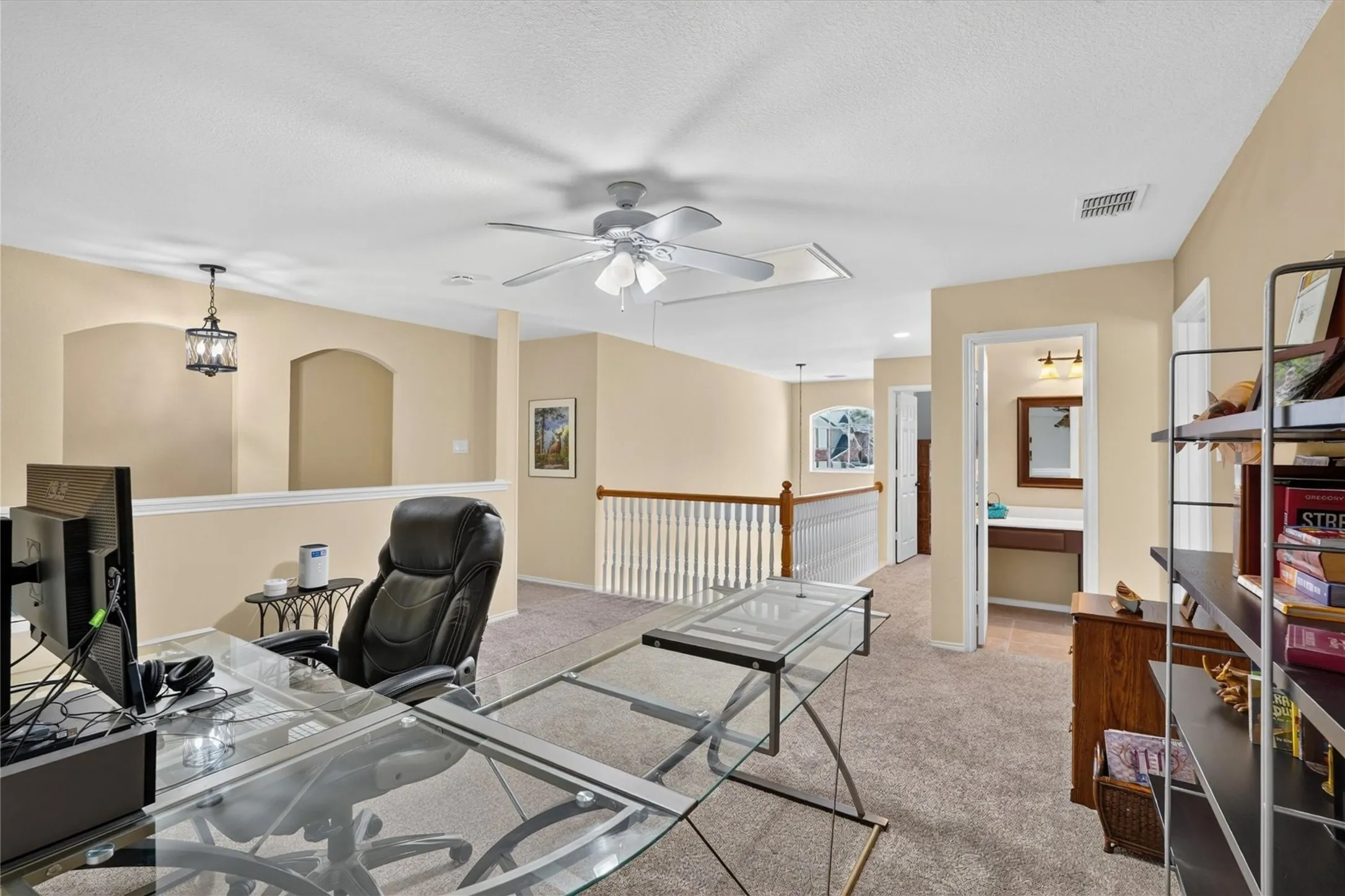 Single Family Residence For Sale in Collin County , 3636 Bent Ridge Drive, Plano, Texas 75074, 3 Bedroom, 3 Bathroom, 2 Garage spaces, 2,920 Sqft, built in 1998, mls#21393032, Real Estate Agent in Plano, Homes For Sale in Collin county, Homes For Sale in Plano, Realtor in Plano Texas, Real Estate Brokerage Independent Realty Texas, Luminita Cordes Realtor
