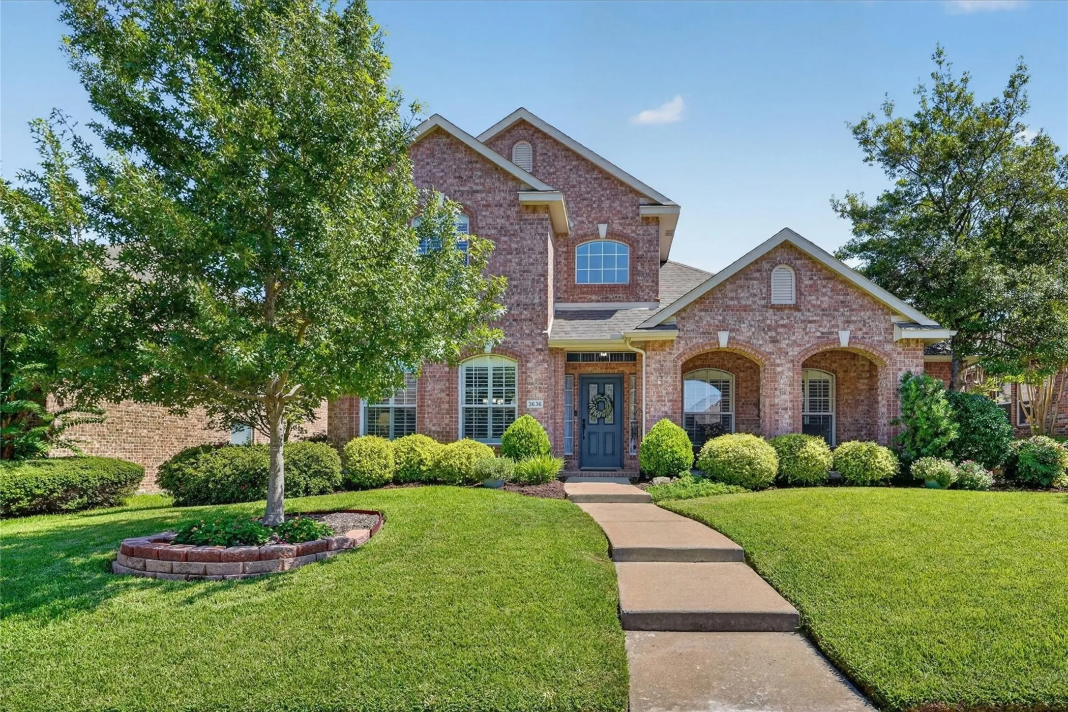 Single Family Residence For Sale in Collin County , 3636 Bent Ridge Drive, Plano, Texas 75074, 3 Bedroom, 3 Bathroom, 2 Garage spaces, 2,920 Sqft, built in 1998, mls#21393032, Real Estate Agent in Plano, Homes For Sale in Collin county, Homes For Sale in Plano, Realtor in Plano Texas, Real Estate Brokerage Independent Realty Texas, Luminita Cordes Realtor