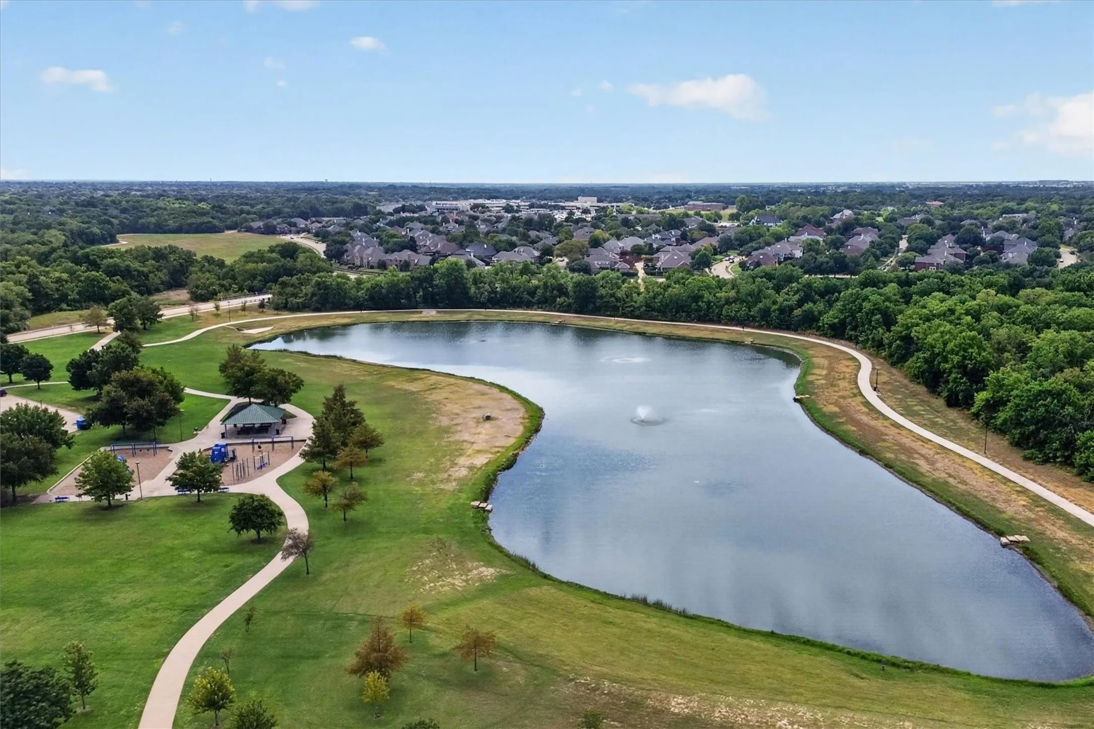 Single Family Residence For Sale in Collin County , 3636 Bent Ridge Drive, Plano, Texas 75074, 3 Bedroom, 3 Bathroom, 2 Garage spaces, 2,920 Sqft, built in 1998, mls#21393032, Real Estate Agent in Plano, Homes For Sale in Collin county, Homes For Sale in Plano, Realtor in Plano Texas, Real Estate Brokerage Independent Realty Texas, Luminita Cordes Realtor