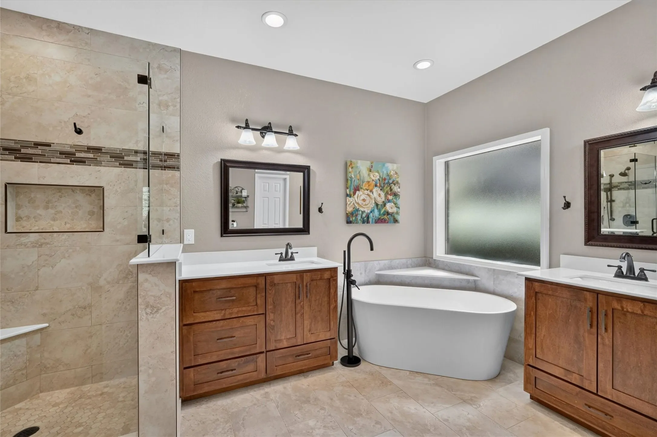 Single Family Residence For Sale in Collin County , 3636 Bent Ridge Drive, Plano, Texas 75074, 3 Bedroom, 3 Bathroom, 2 Garage spaces, 2,920 Sqft, built in 1998, mls#21393032, Real Estate Agent in Plano, Homes For Sale in Collin county, Homes For Sale in Plano, Realtor in Plano Texas, Real Estate Brokerage Independent Realty Texas, Luminita Cordes Realtor
