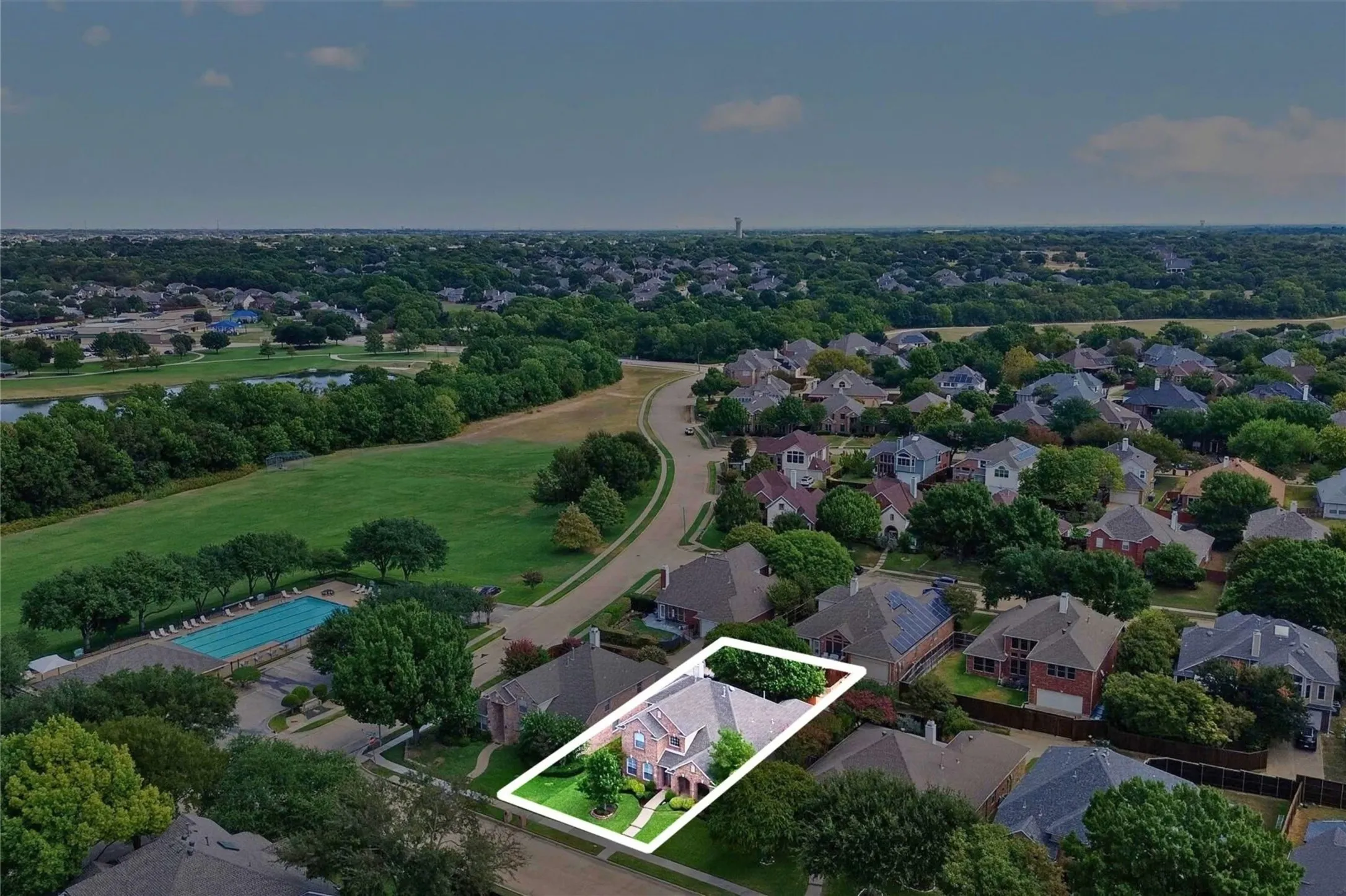 Single Family Residence For Sale in Collin County , 3636 Bent Ridge Drive, Plano, Texas 75074, 3 Bedroom, 3 Bathroom, 2 Garage spaces, 2,920 Sqft, built in 1998, mls#21393032, Real Estate Agent in Plano, Homes For Sale in Collin county, Homes For Sale in Plano, Realtor in Plano Texas, Real Estate Brokerage Independent Realty Texas, Luminita Cordes Realtor
