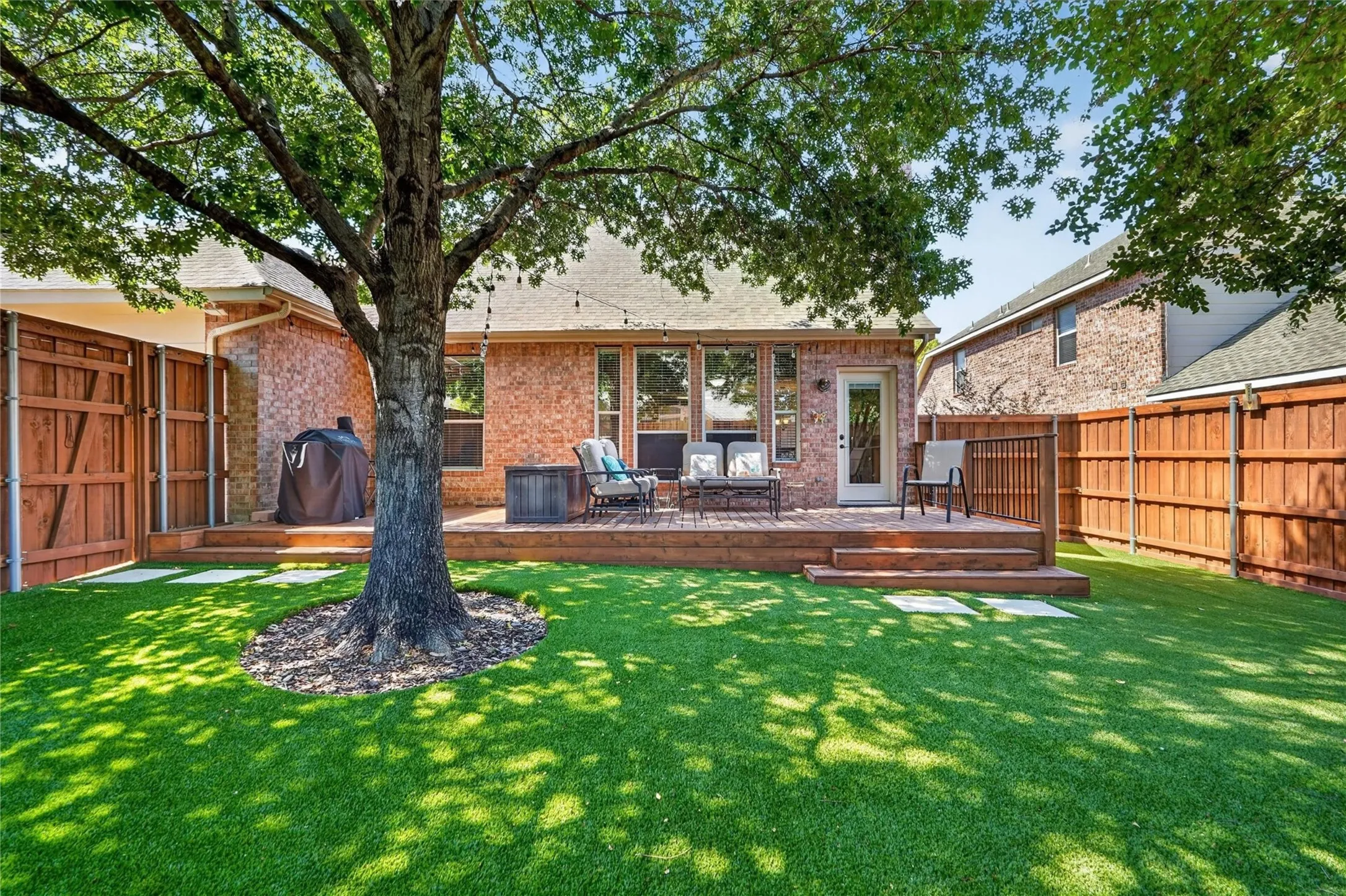Single Family Residence For Sale in Collin County , 3636 Bent Ridge Drive, Plano, Texas 75074, 3 Bedroom, 3 Bathroom, 2 Garage spaces, 2,920 Sqft, built in 1998, mls#21393032, Real Estate Agent in Plano, Homes For Sale in Collin county, Homes For Sale in Plano, Realtor in Plano Texas, Real Estate Brokerage Independent Realty Texas, Luminita Cordes Realtor