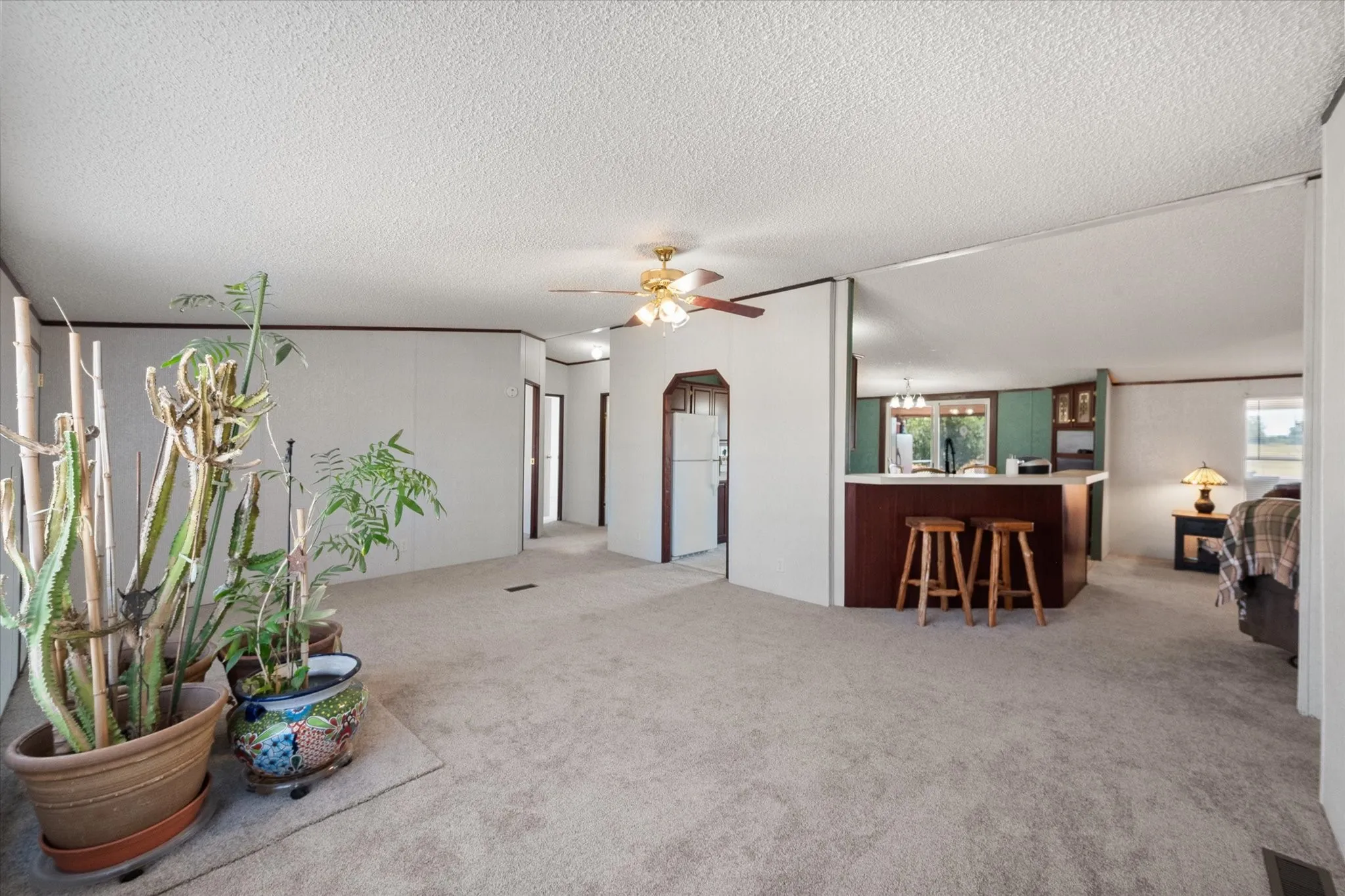 Mobile Home For Sale in Navarro County , 14181 Fm 639, Barry, Texas 75102, 3 Bedroom, 2 Bathroom, Garage spaces, 1,680 Sqft, built in 2001, mls#21393232, Real Estate Agent in Barry, Homes For Sale in Navarro county, Homes For Sale in Barry, Realtor in Barry Texas, Real Estate Brokerage Independent Realty Texas, Luminita Cordes Realtor