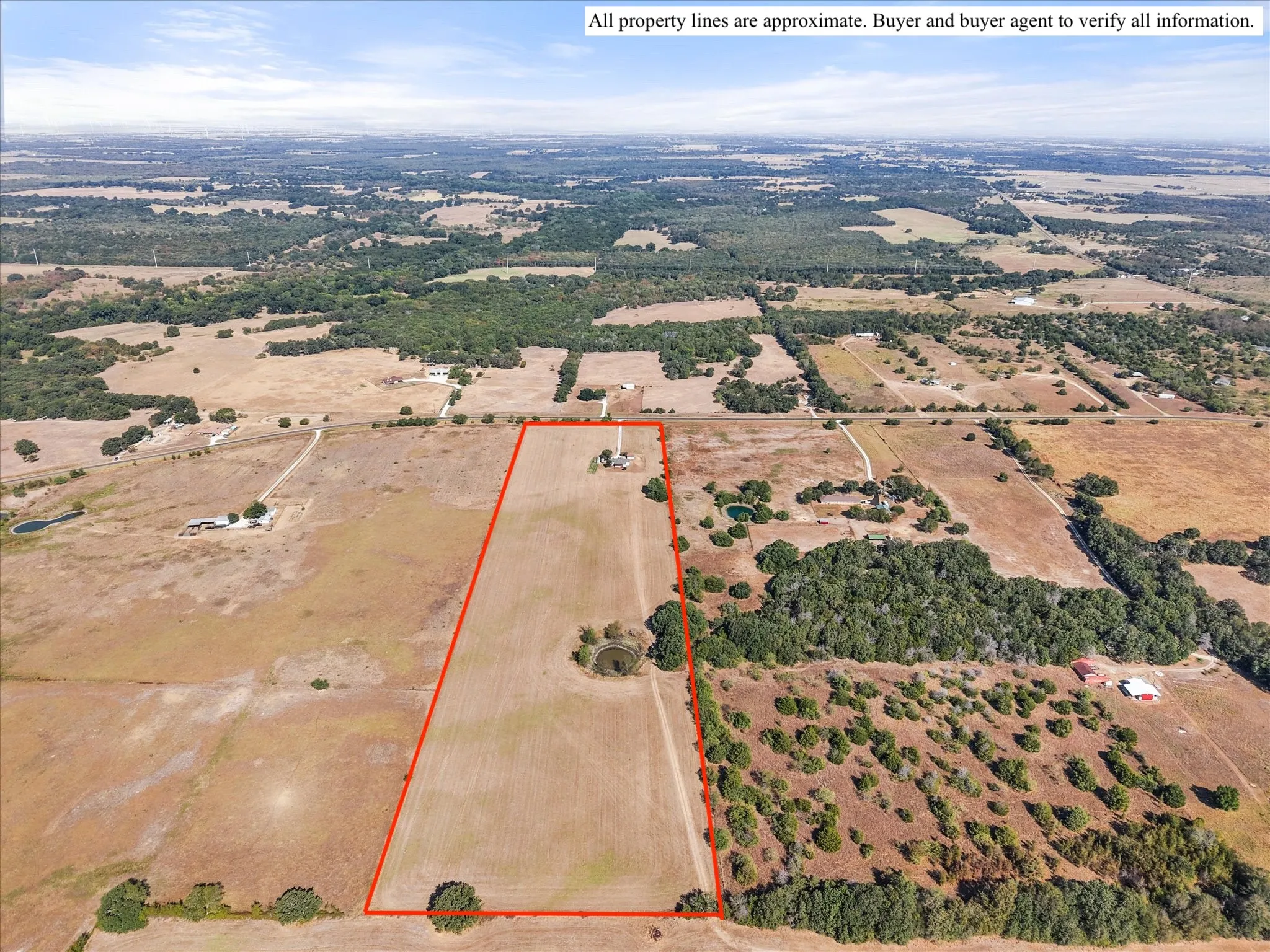 Mobile Home For Sale in Navarro County , 14181 Fm 639, Barry, Texas 75102, 3 Bedroom, 2 Bathroom, Garage spaces, 1,680 Sqft, built in 2001, mls#21393232, Real Estate Agent in Barry, Homes For Sale in Navarro county, Homes For Sale in Barry, Realtor in Barry Texas, Real Estate Brokerage Independent Realty Texas, Luminita Cordes Realtor