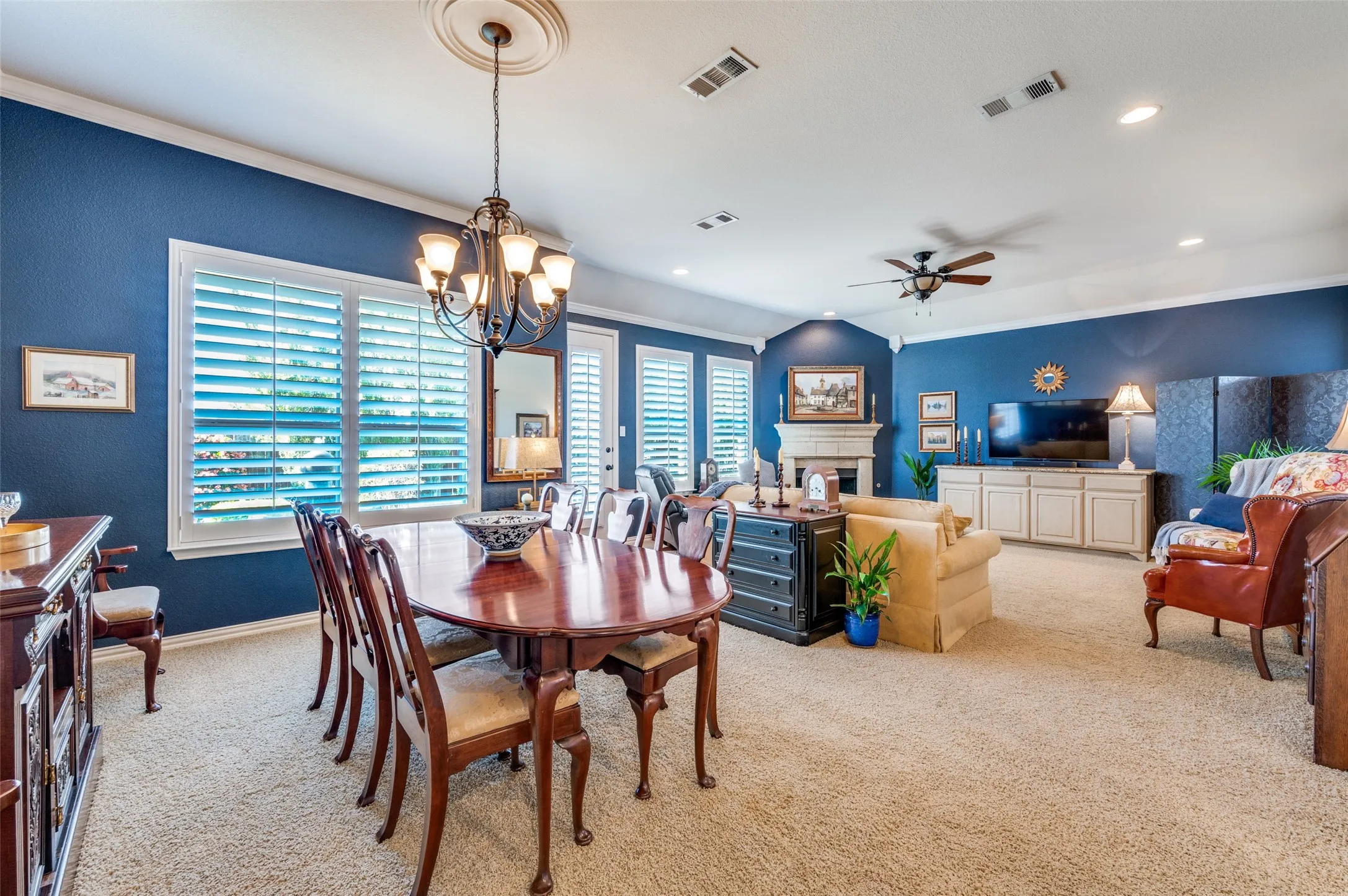 Single Family Residence For Sale in Denton County , 2644 Hannah Circle, Frisco, Texas 75033, 3 Bedroom, 2 Bathroom, 3 Garage spaces, 2,260 Sqft, built in 2009, mls#21394175, Real Estate Agent in Frisco, Homes For Sale in Denton county, Homes For Sale in Frisco, Realtor in Frisco Texas, Real Estate Brokerage Independent Realty Texas, Luminita Cordes Realtor