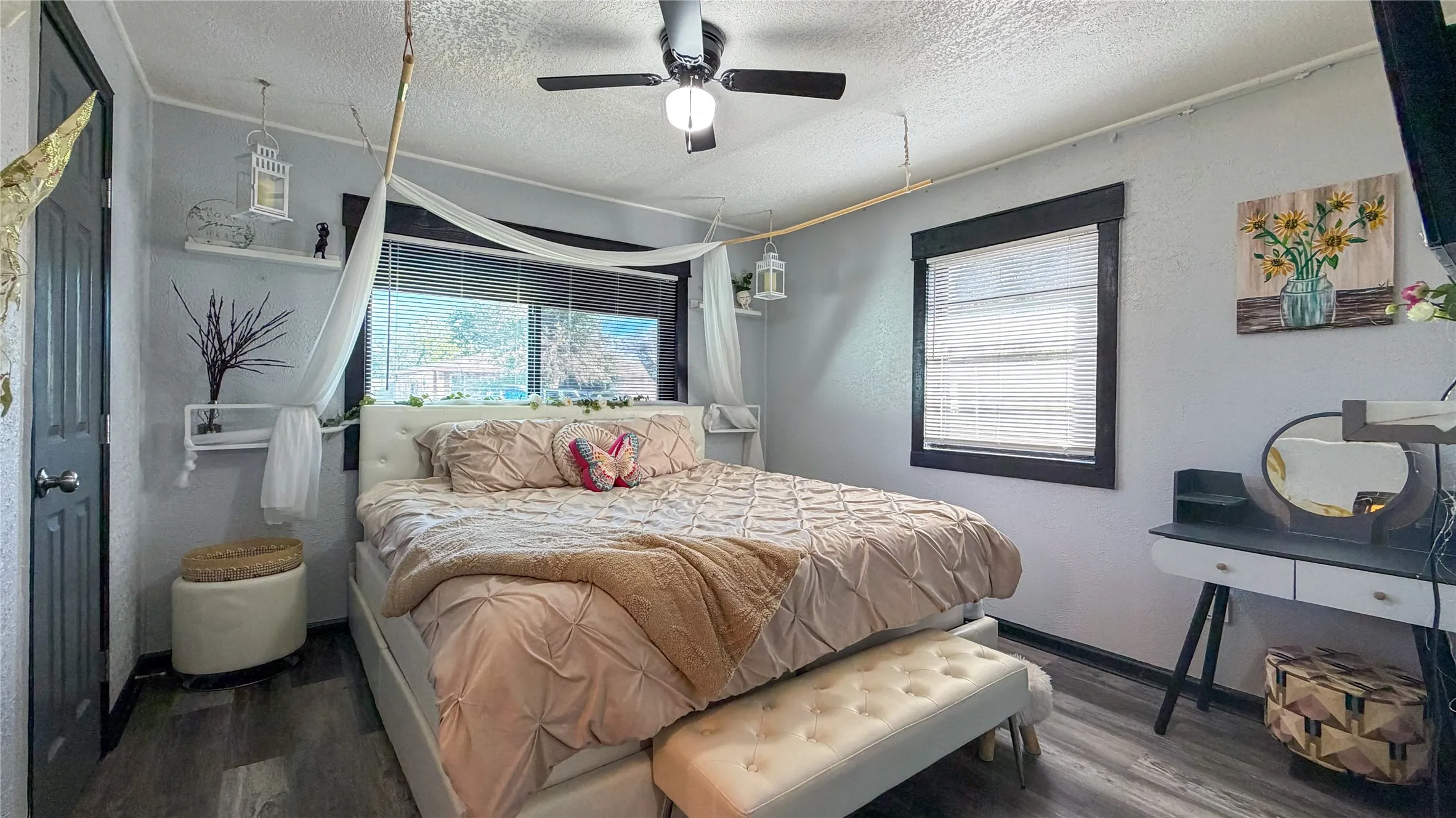 Single Family Residence For Rent in Dallas County , 1805 El Paso Street, Grand Prairie, Texas 75051, 3 Bedroom, 2 Bathroom, Garage spaces, 1,444 Sqft, built in 1963, mls#21394043, Real Estate Agent in Grand Prairie, Homes For Rent in Dallas county, Homes For Rent in Grand Prairie, Realtor in Grand Prairie Texas, Real Estate Brokerage Independent Realty Texas, Luminita Cordes Realtor