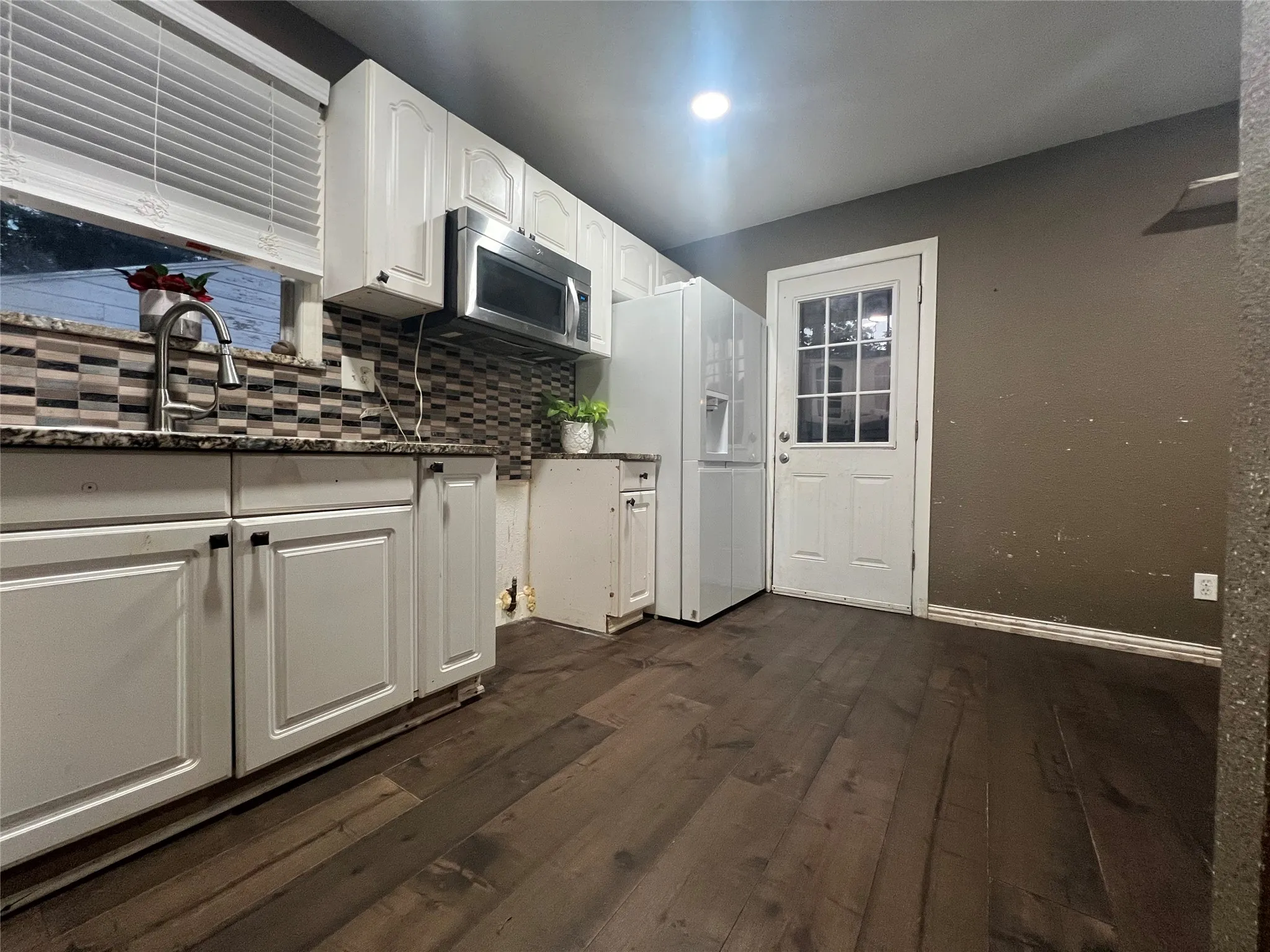 Single Family Residence For Sale in Dallas County , 8810 Eldon Drive, Dallas, Texas 75217, 2 Bedroom, 1 Bathroom, 2 Garage spaces, 792 Sqft, built in 1950, mls#21393560, Real Estate Agent in Dallas, Homes For Sale in Dallas county, Homes For Sale in Dallas, Realtor in Dallas Texas, Real Estate Brokerage Independent Realty Texas, Luminita Cordes Realtor