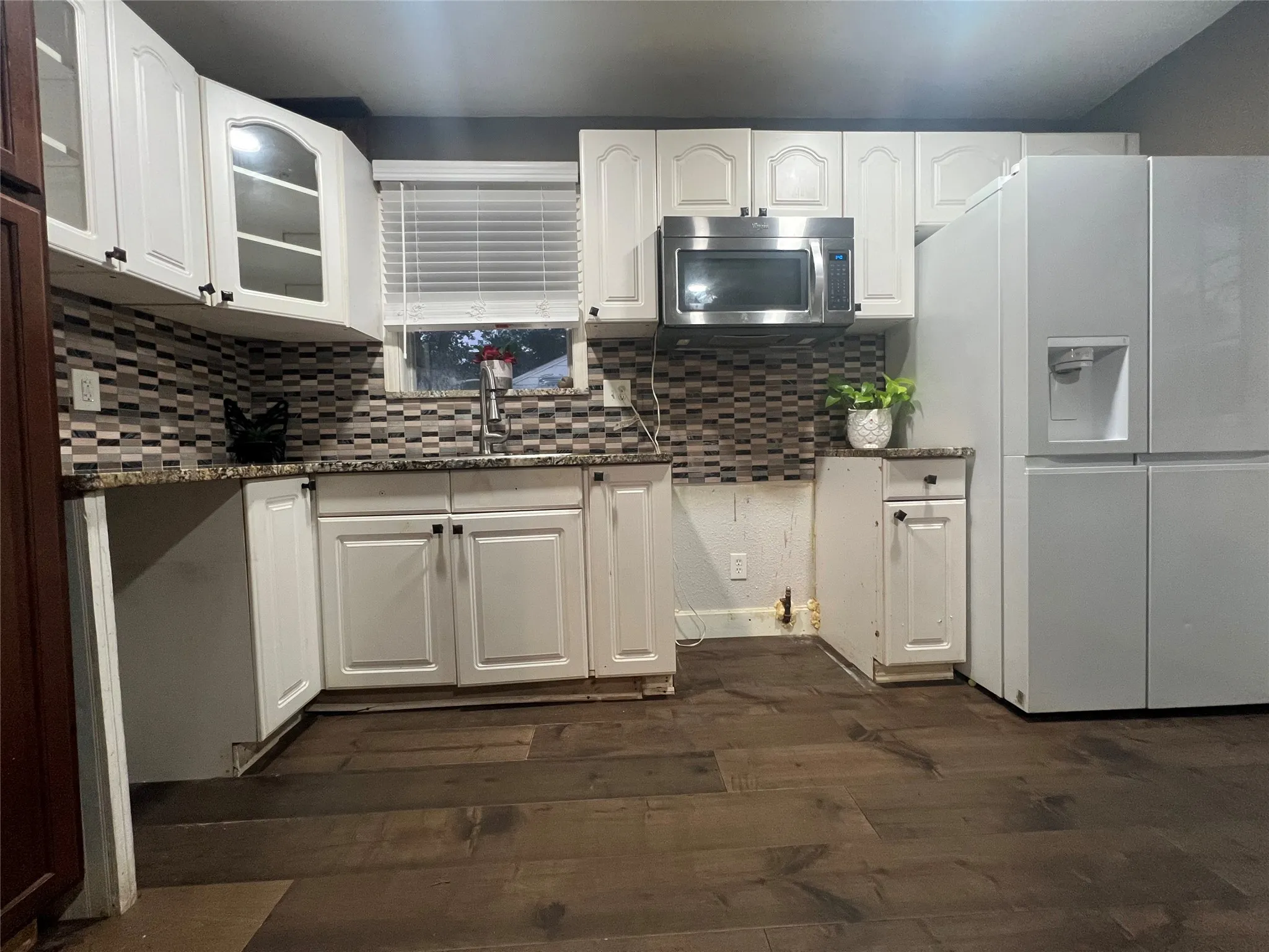 Single Family Residence For Sale in Dallas County , 8810 Eldon Drive, Dallas, Texas 75217, 2 Bedroom, 1 Bathroom, 2 Garage spaces, 792 Sqft, built in 1950, mls#21393560, Real Estate Agent in Dallas, Homes For Sale in Dallas county, Homes For Sale in Dallas, Realtor in Dallas Texas, Real Estate Brokerage Independent Realty Texas, Luminita Cordes Realtor