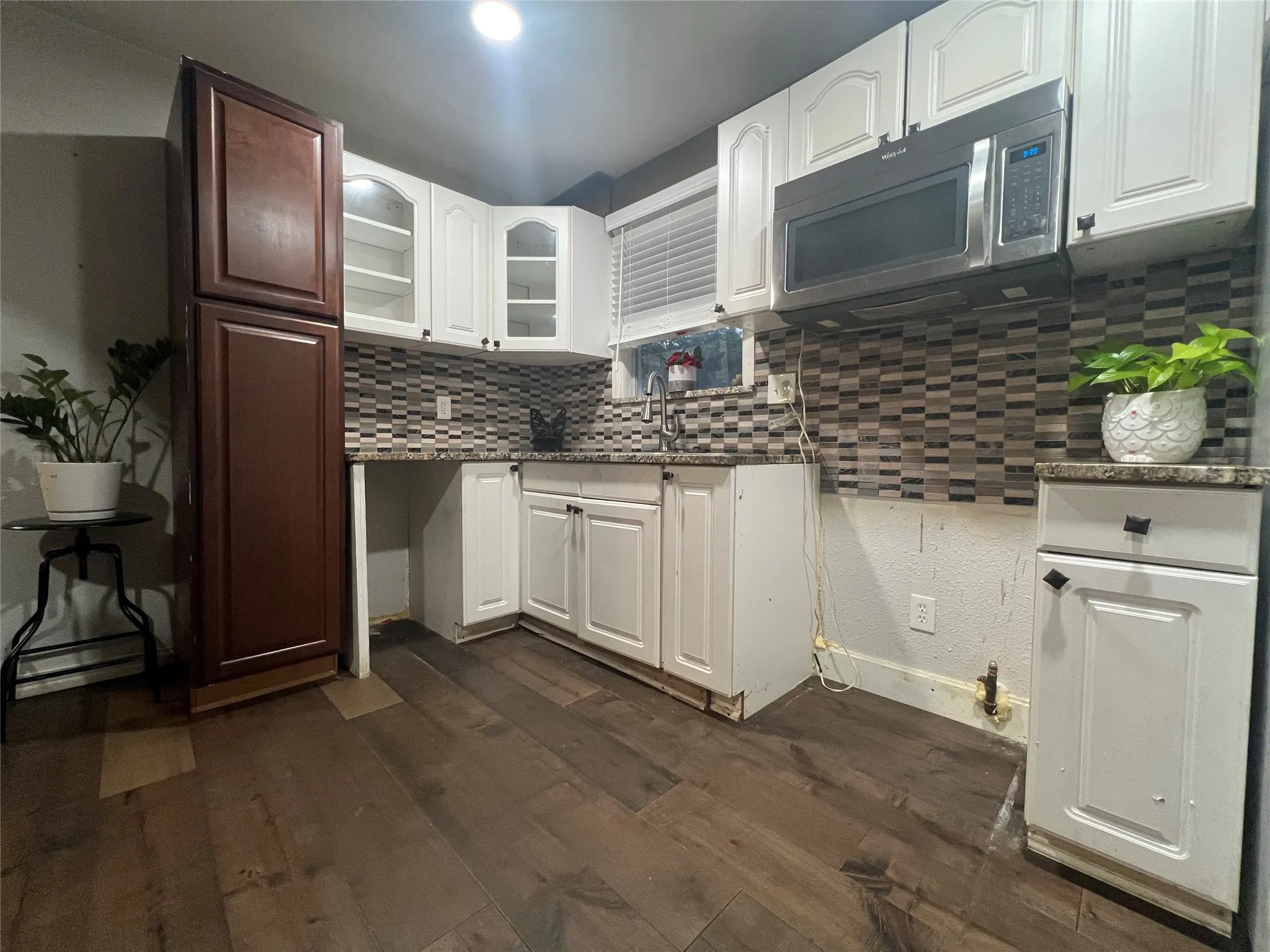 Single Family Residence For Sale in Dallas County , 8810 Eldon Drive, Dallas, Texas 75217, 2 Bedroom, 1 Bathroom, 2 Garage spaces, 792 Sqft, built in 1950, mls#21393560, Real Estate Agent in Dallas, Homes For Sale in Dallas county, Homes For Sale in Dallas, Realtor in Dallas Texas, Real Estate Brokerage Independent Realty Texas, Luminita Cordes Realtor