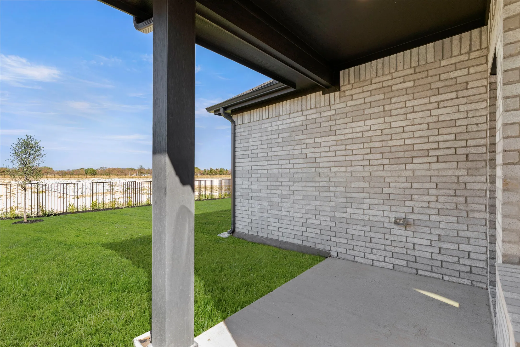 Single Family Residence For Sale in Tarrant County , 17208 Oxborough Drive, Fort Worth, Texas 76247, 4 Bedroom, 4 Bathroom, 2 Garage spaces, 2,932 Sqft, built in 2026, mls#21394216, Real Estate Agent in Fort Worth, Homes For Sale in Tarrant county, Homes For Sale in Fort Worth, Realtor in Fort Worth Texas, Real Estate Brokerage Independent Realty Texas, Luminita Cordes Realtor