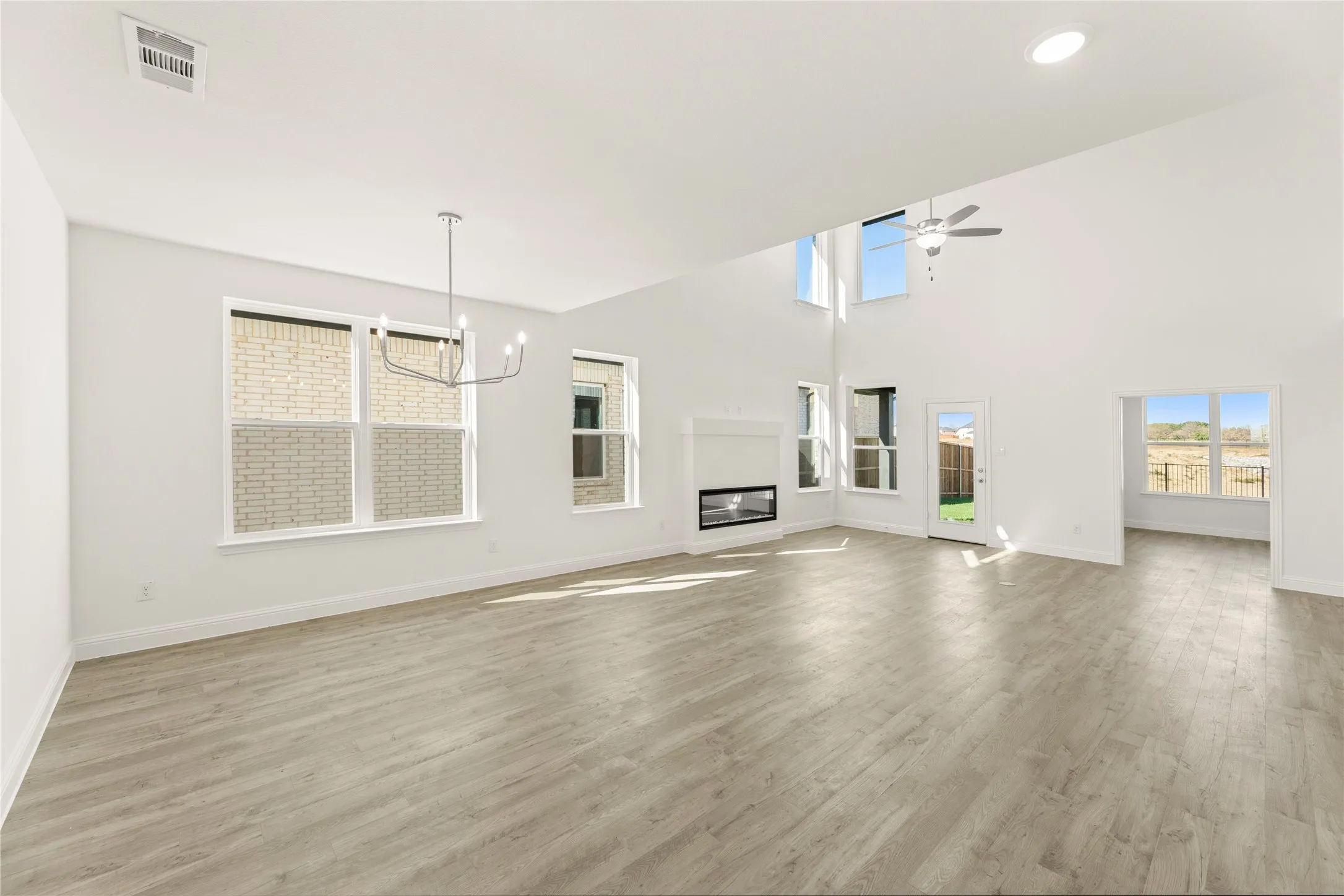 Single Family Residence For Sale in Tarrant County , 17208 Oxborough Drive, Fort Worth, Texas 76247, 4 Bedroom, 4 Bathroom, 2 Garage spaces, 2,932 Sqft, built in 2026, mls#21394216, Real Estate Agent in Fort Worth, Homes For Sale in Tarrant county, Homes For Sale in Fort Worth, Realtor in Fort Worth Texas, Real Estate Brokerage Independent Realty Texas, Luminita Cordes Realtor