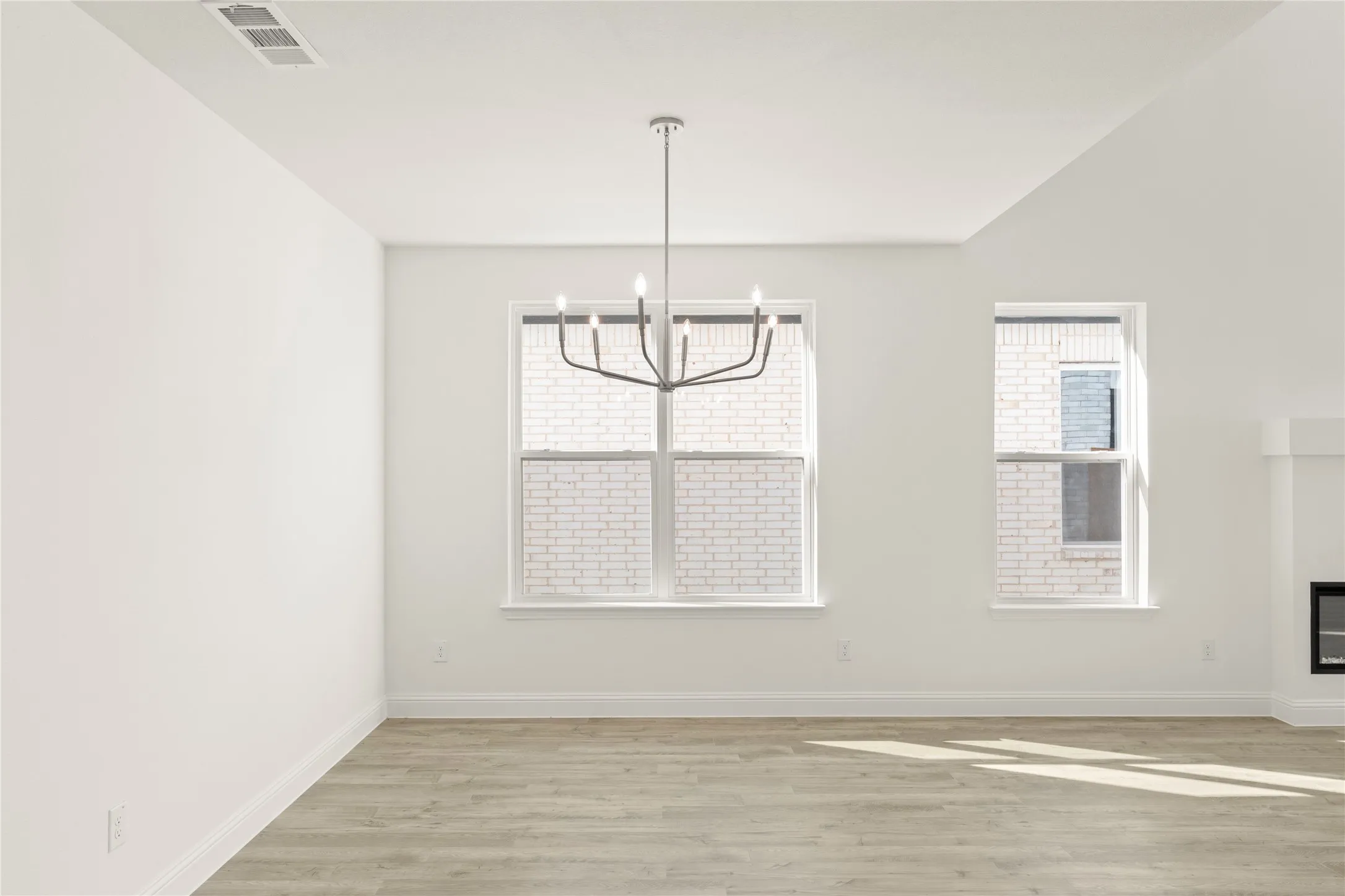 Single Family Residence For Sale in Tarrant County , 17208 Oxborough Drive, Fort Worth, Texas 76247, 4 Bedroom, 4 Bathroom, 2 Garage spaces, 2,932 Sqft, built in 2026, mls#21394216, Real Estate Agent in Fort Worth, Homes For Sale in Tarrant county, Homes For Sale in Fort Worth, Realtor in Fort Worth Texas, Real Estate Brokerage Independent Realty Texas, Luminita Cordes Realtor