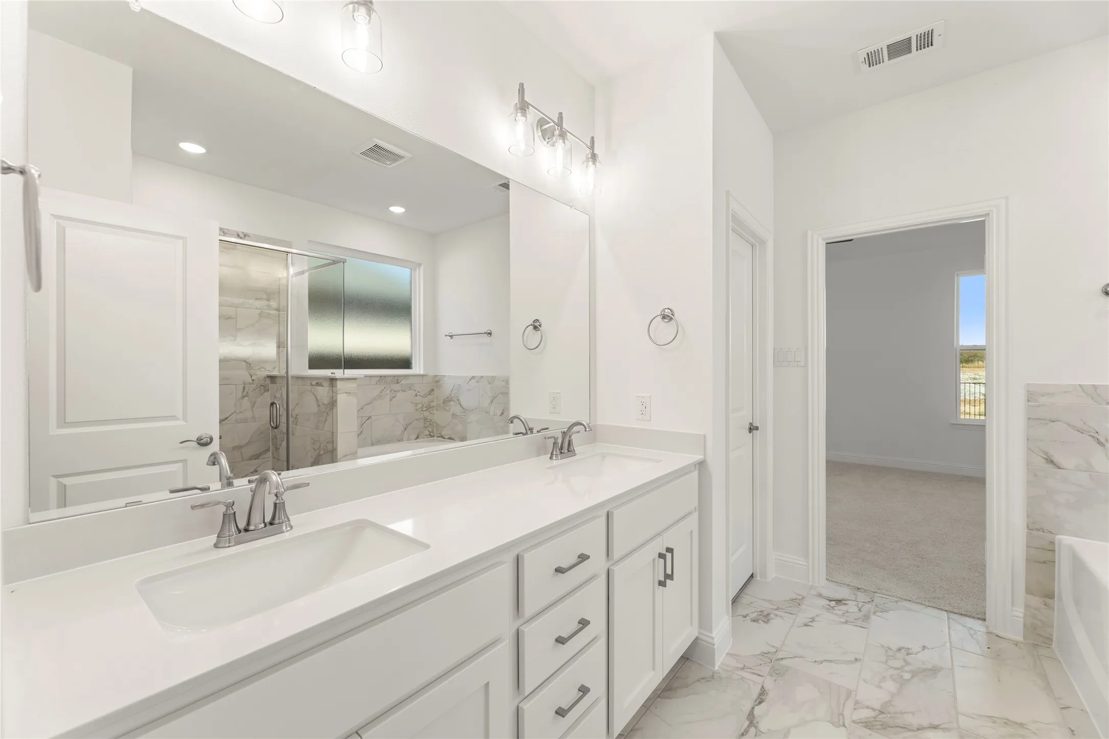 Single Family Residence For Sale in Tarrant County , 17208 Oxborough Drive, Fort Worth, Texas 76247, 4 Bedroom, 4 Bathroom, 2 Garage spaces, 2,932 Sqft, built in 2026, mls#21394216, Real Estate Agent in Fort Worth, Homes For Sale in Tarrant county, Homes For Sale in Fort Worth, Realtor in Fort Worth Texas, Real Estate Brokerage Independent Realty Texas, Luminita Cordes Realtor