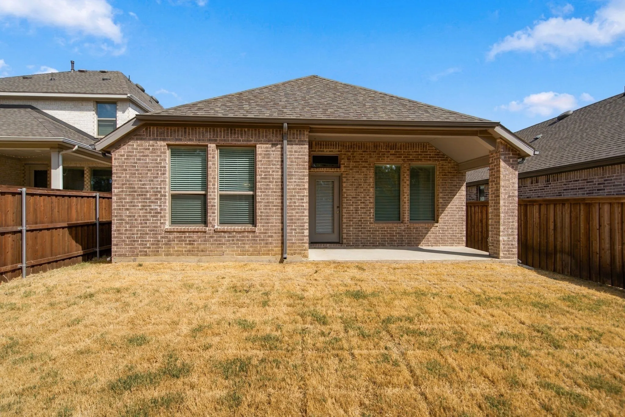 Single Family Residence For Sale in Denton County , 9336 Buckeye Bend, Little Elm, Texas 75068, 3 Bedroom, 3 Bathroom, 2 Garage spaces, 1,795 Sqft, built in 2024, mls#21394197, Real Estate Agent in Little Elm, Homes For Sale in Denton county, Homes For Sale in Little Elm, Realtor in Little Elm Texas, Real Estate Brokerage Independent Realty Texas, Luminita Cordes Realtor