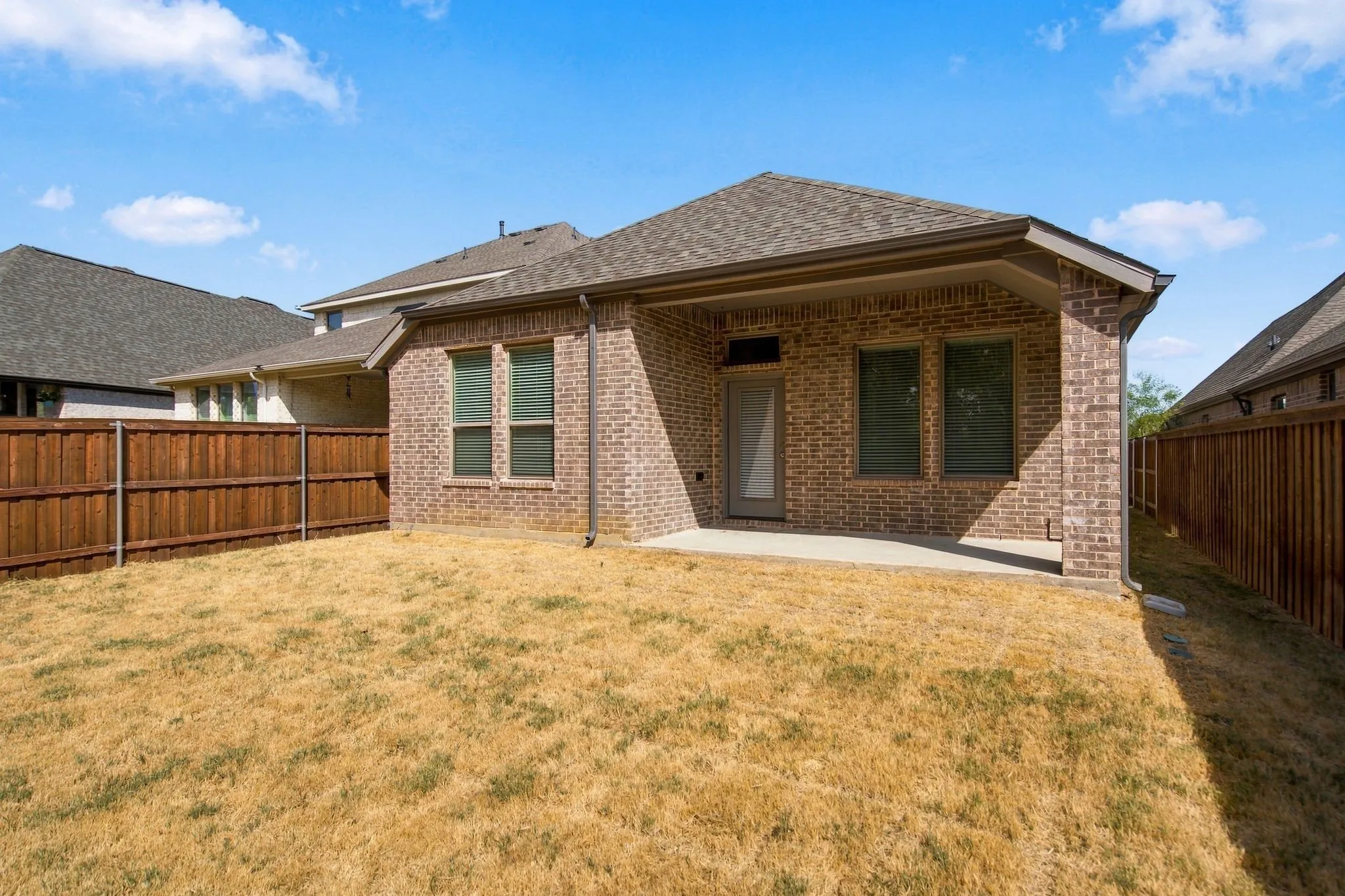 Single Family Residence For Sale in Denton County , 9336 Buckeye Bend, Little Elm, Texas 75068, 3 Bedroom, 3 Bathroom, 2 Garage spaces, 1,795 Sqft, built in 2024, mls#21394197, Real Estate Agent in Little Elm, Homes For Sale in Denton county, Homes For Sale in Little Elm, Realtor in Little Elm Texas, Real Estate Brokerage Independent Realty Texas, Luminita Cordes Realtor