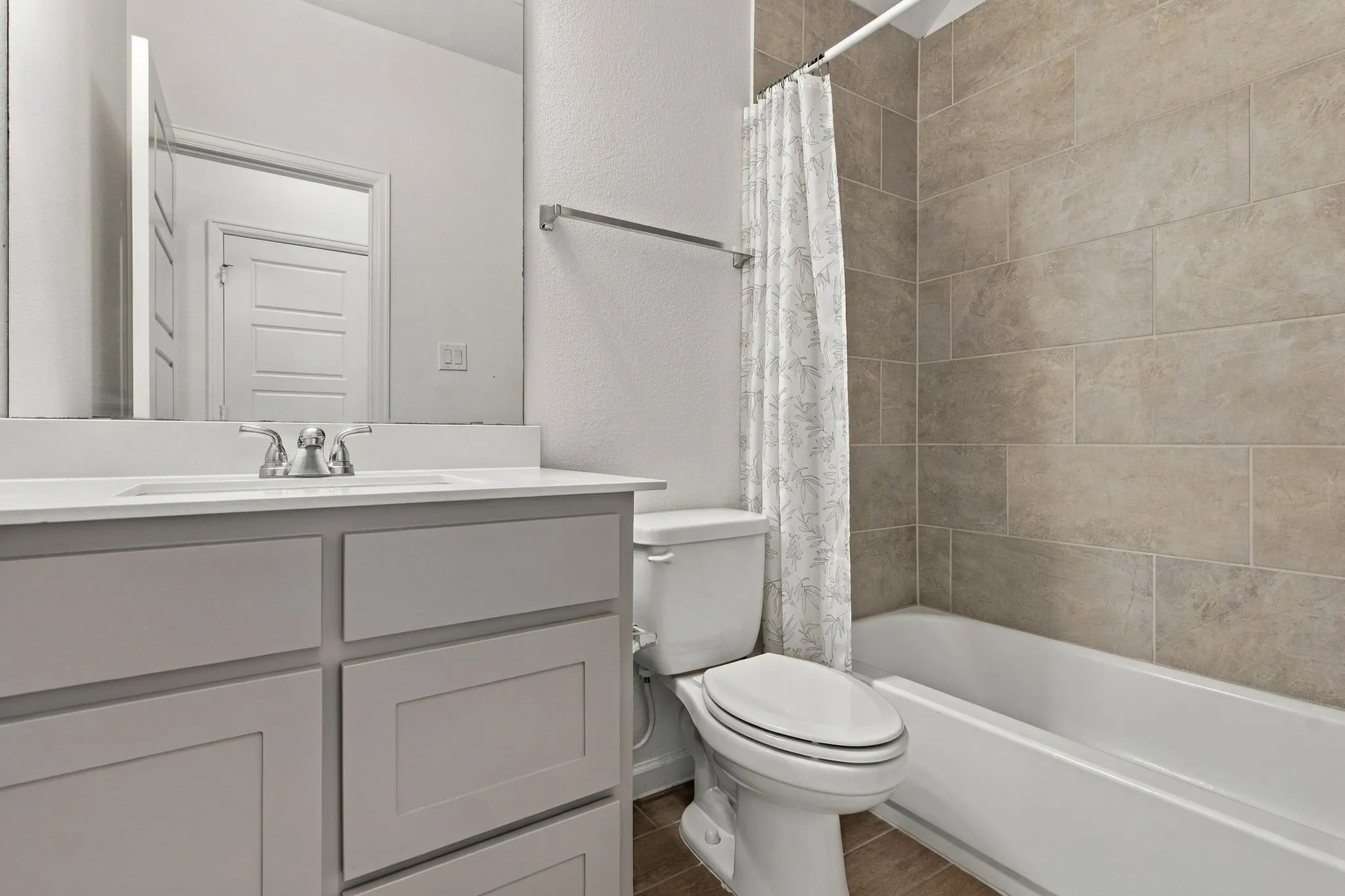 Single Family Residence For Sale in Denton County , 9336 Buckeye Bend, Little Elm, Texas 75068, 3 Bedroom, 3 Bathroom, 2 Garage spaces, 1,795 Sqft, built in 2024, mls#21394197, Real Estate Agent in Little Elm, Homes For Sale in Denton county, Homes For Sale in Little Elm, Realtor in Little Elm Texas, Real Estate Brokerage Independent Realty Texas, Luminita Cordes Realtor