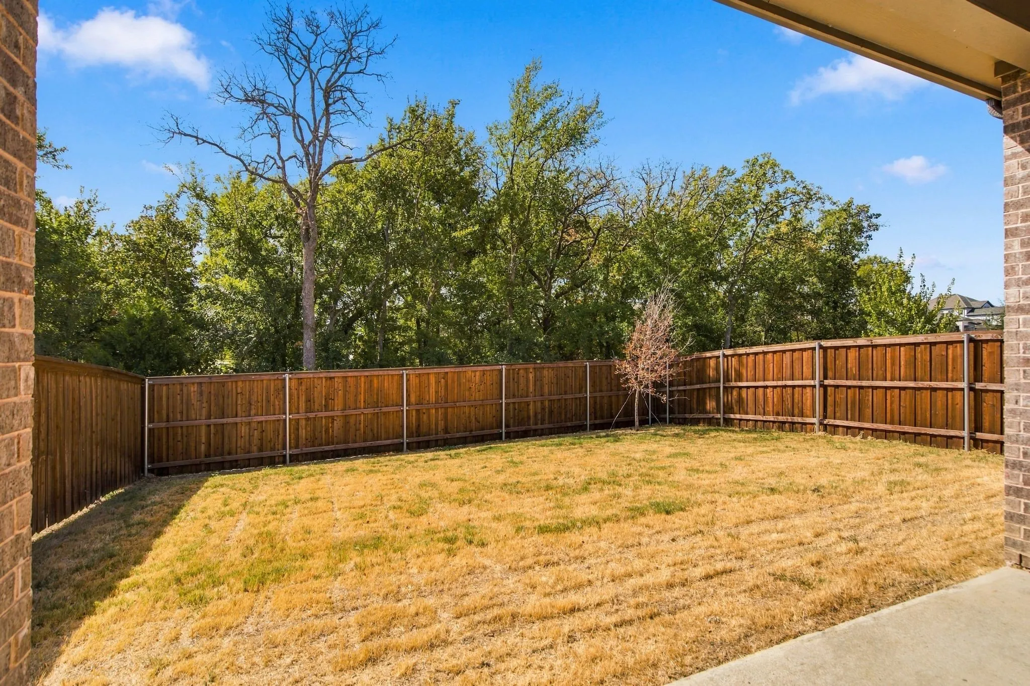 Single Family Residence For Sale in Denton County , 9336 Buckeye Bend, Little Elm, Texas 75068, 3 Bedroom, 3 Bathroom, 2 Garage spaces, 1,795 Sqft, built in 2024, mls#21394197, Real Estate Agent in Little Elm, Homes For Sale in Denton county, Homes For Sale in Little Elm, Realtor in Little Elm Texas, Real Estate Brokerage Independent Realty Texas, Luminita Cordes Realtor