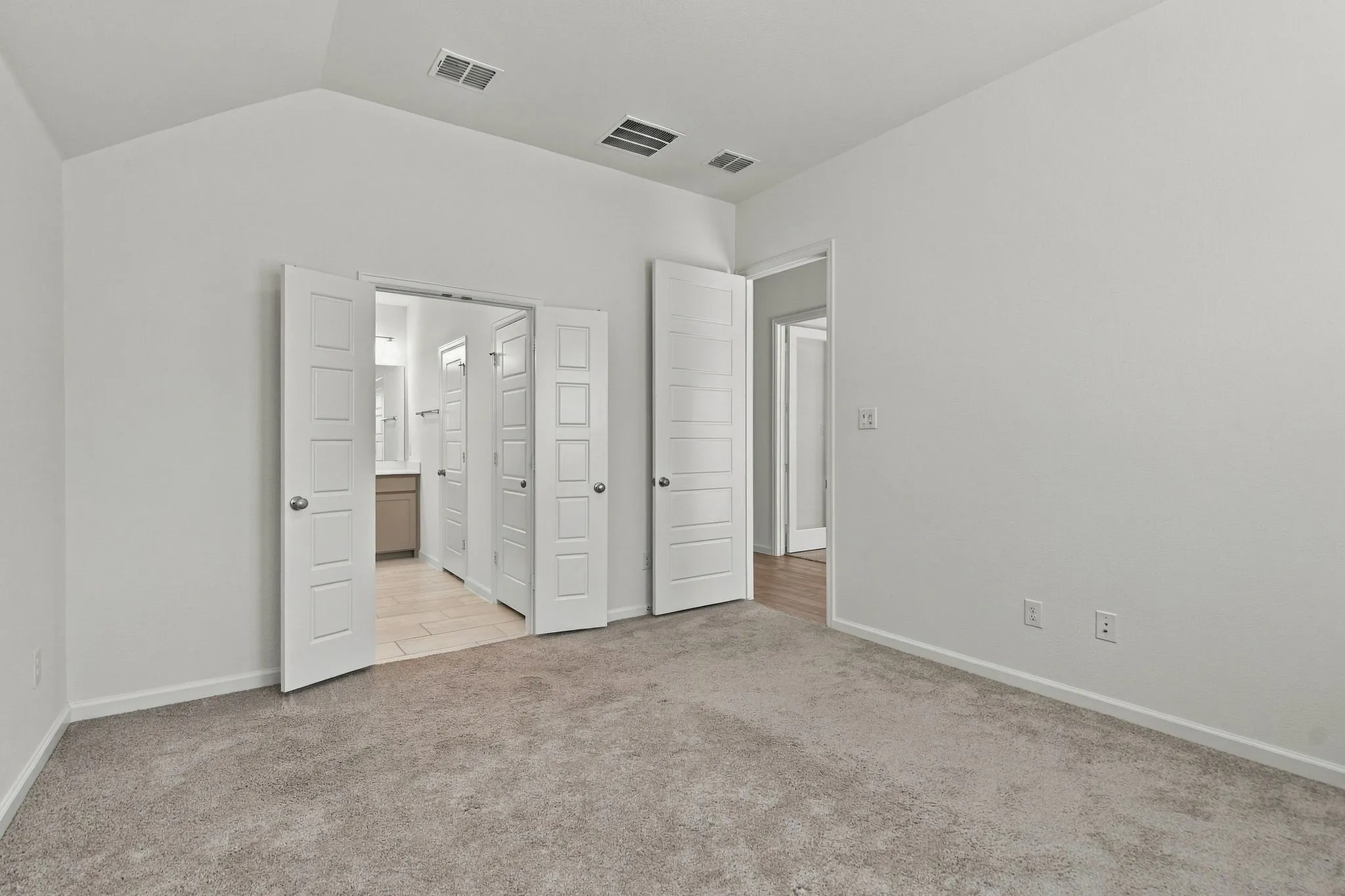 Single Family Residence For Sale in Denton County , 9336 Buckeye Bend, Little Elm, Texas 75068, 3 Bedroom, 3 Bathroom, 2 Garage spaces, 1,795 Sqft, built in 2024, mls#21394197, Real Estate Agent in Little Elm, Homes For Sale in Denton county, Homes For Sale in Little Elm, Realtor in Little Elm Texas, Real Estate Brokerage Independent Realty Texas, Luminita Cordes Realtor