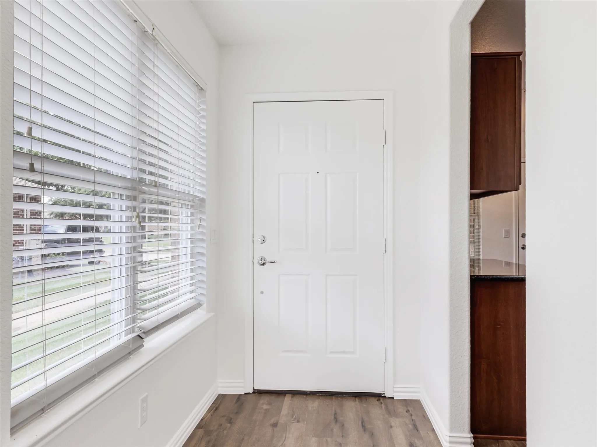 Single Family Residence For Sale in Denton County , 7542 Birmingham Forest Drive, Frisco, Texas 75036, 3 Bedroom, 2 Bathroom, 2 Garage spaces, 1,467 Sqft, built in 2010, mls#21386369, Real Estate Agent in Frisco, Homes For Sale in Denton county, Homes For Sale in Frisco, Realtor in Frisco Texas, Real Estate Brokerage Independent Realty Texas, Luminita Cordes Realtor