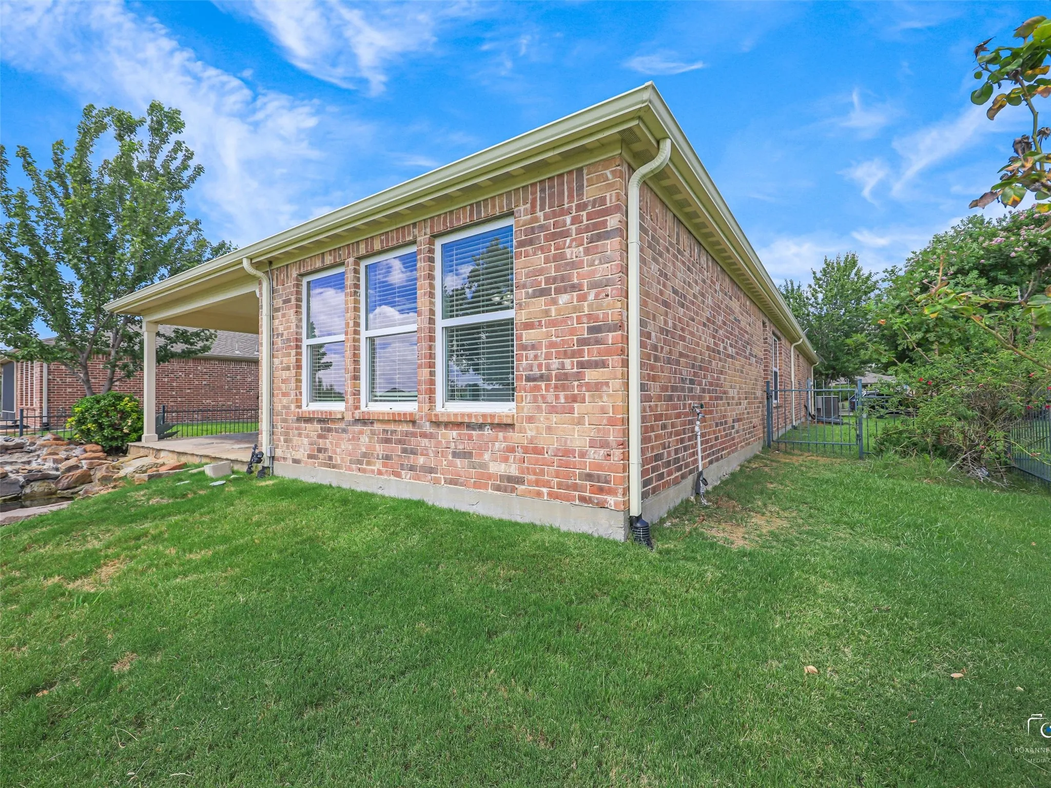 Single Family Residence For Sale in Denton County , 7542 Birmingham Forest Drive, Frisco, Texas 75036, 3 Bedroom, 2 Bathroom, 2 Garage spaces, 1,467 Sqft, built in 2010, mls#21386369, Real Estate Agent in Frisco, Homes For Sale in Denton county, Homes For Sale in Frisco, Realtor in Frisco Texas, Real Estate Brokerage Independent Realty Texas, Luminita Cordes Realtor
