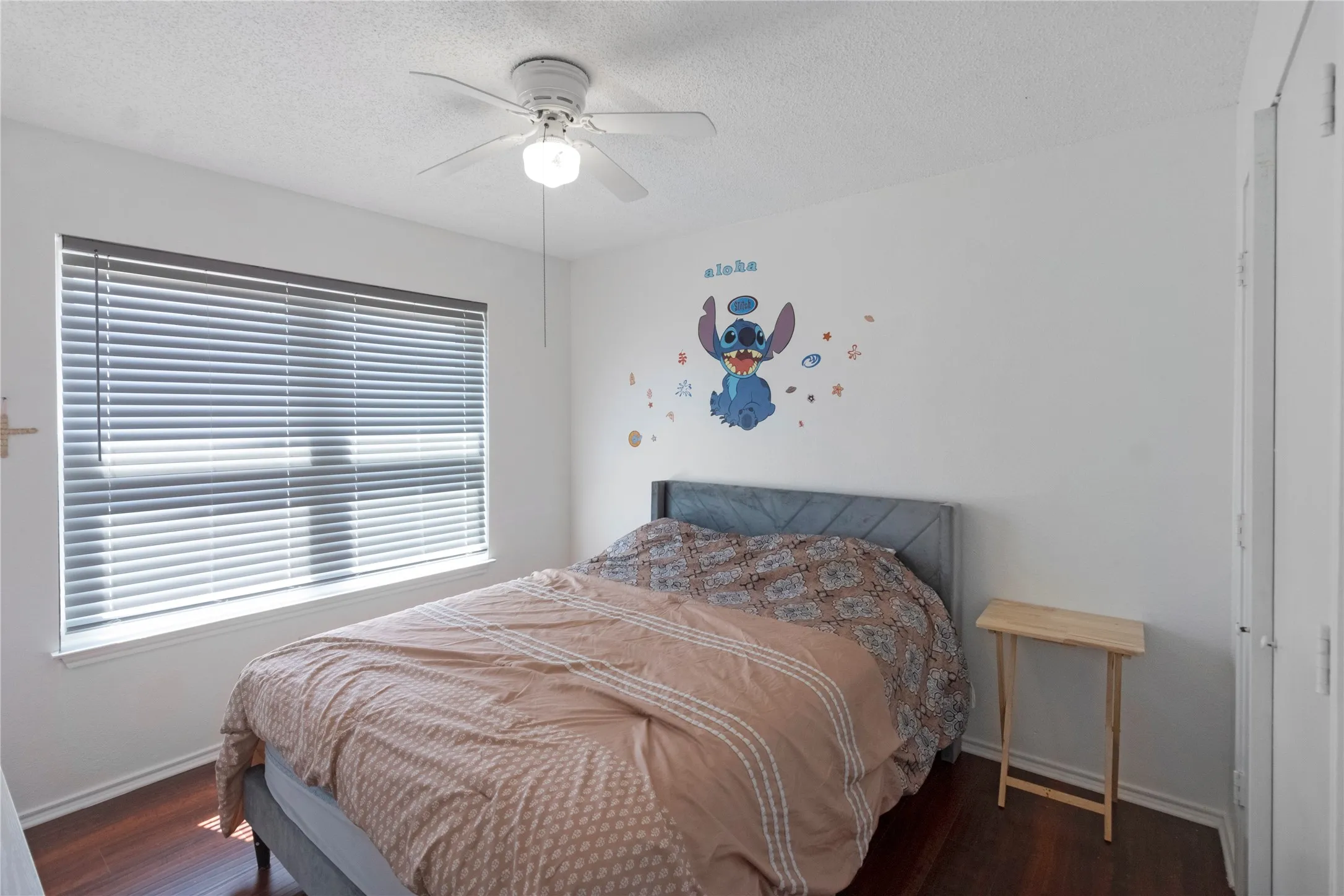 Single Family Residence For Sale in Dallas County , 1908 Prairie Creek Trail, Garland, Texas 75040, 3 Bedroom, 3 Bathroom, 2 Garage spaces, 1,573 Sqft, built in 1987, mls#21386282, Real Estate Agent in Garland, Homes For Sale in Dallas county, Homes For Sale in Garland, Realtor in Garland Texas, Real Estate Brokerage Independent Realty Texas, Luminita Cordes Realtor