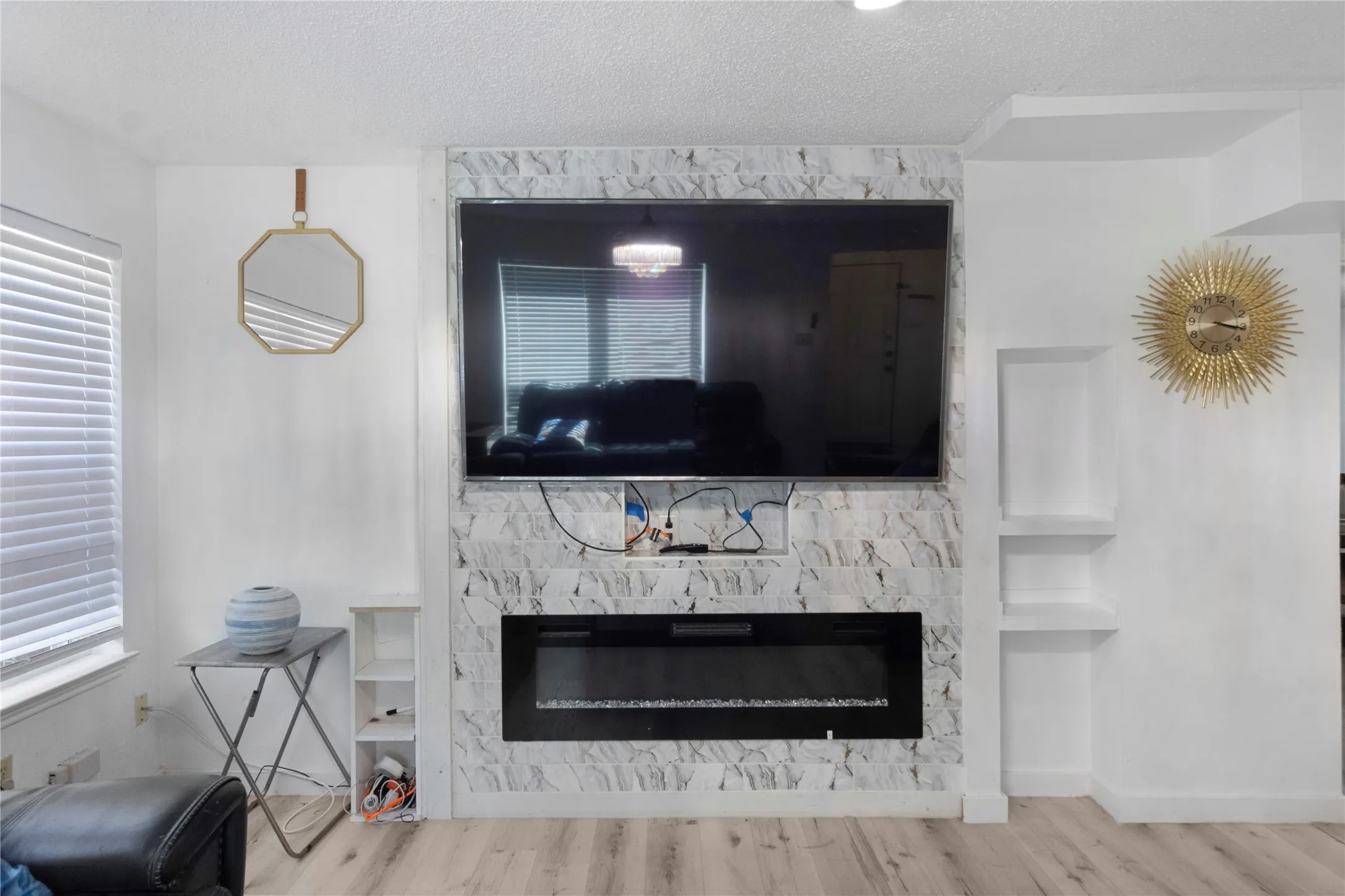 Single Family Residence For Sale in Dallas County , 1908 Prairie Creek Trail, Garland, Texas 75040, 3 Bedroom, 3 Bathroom, 2 Garage spaces, 1,573 Sqft, built in 1987, mls#21386282, Real Estate Agent in Garland, Homes For Sale in Dallas county, Homes For Sale in Garland, Realtor in Garland Texas, Real Estate Brokerage Independent Realty Texas, Luminita Cordes Realtor
