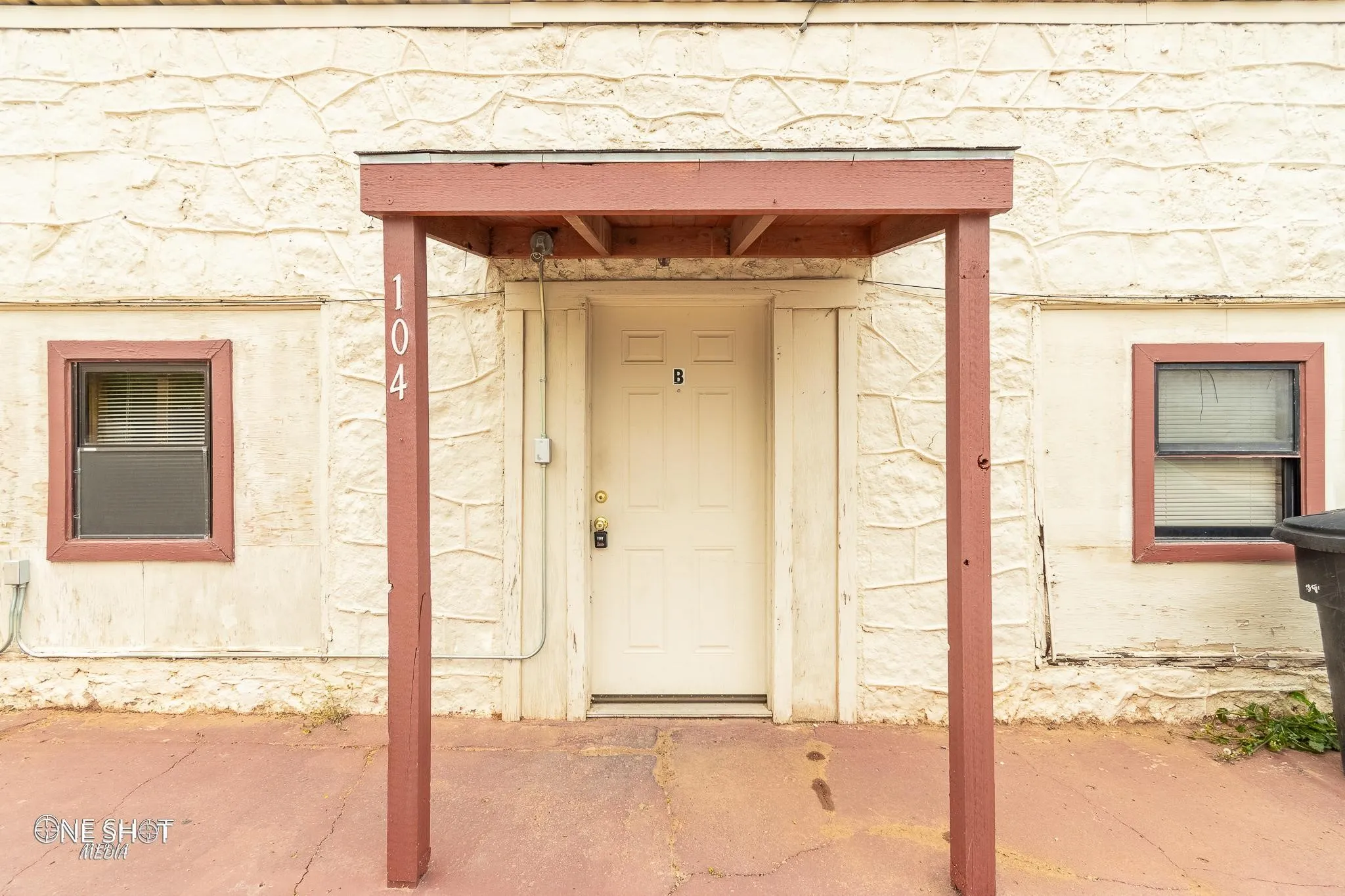 Duplex For Rent in Taylor County , 104 College Drive B, Abilene, Texas 79601, 0, 1 Bathroom, Garage spaces, 2,120 Sqft, built in 1929, mls#21394230, Real Estate Agent in Abilene, Homes For Rent in Taylor county, Homes For Rent in Abilene, Realtor in Abilene Texas, Real Estate Brokerage Independent Realty Texas, Luminita Cordes Realtor