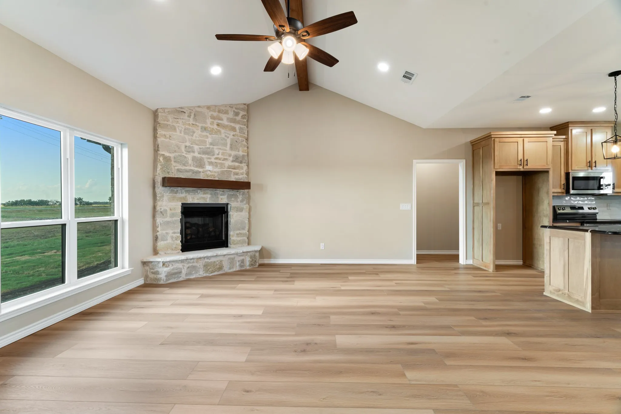 Single Family Residence For Sale in Lamar County , 461 S FM 196, Blossom, Texas 75416, 4 Bedroom, 2 Bathroom, 2 Garage spaces, 1,907 Sqft, built in 2026, mls#21393461, Real Estate Agent in Blossom, Homes For Sale in Lamar county, Homes For Sale in Blossom, Realtor in Blossom Texas, Real Estate Brokerage Independent Realty Texas, Luminita Cordes Realtor